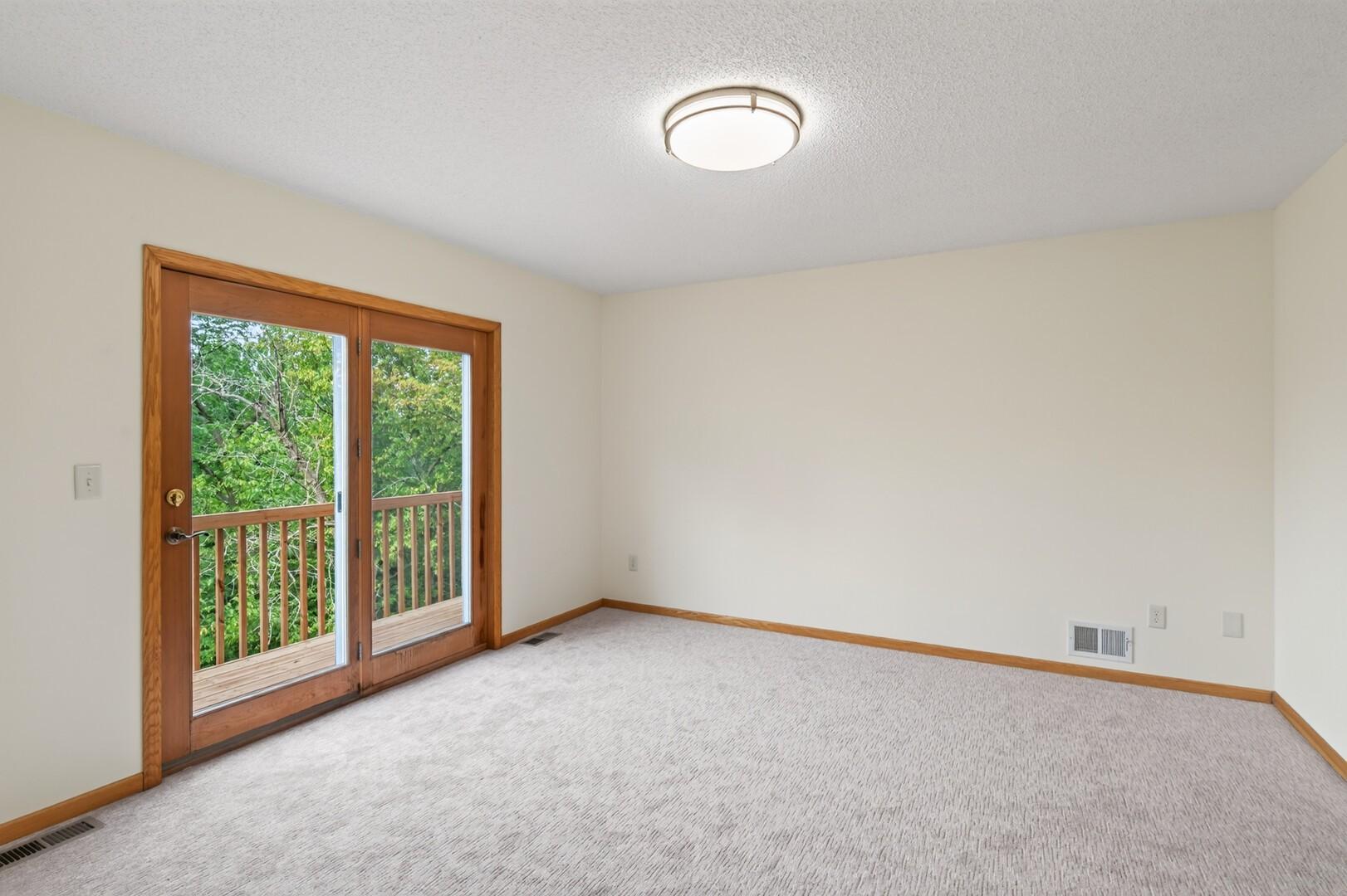 View of Residential at 9848 Oak Shore Drive, Lakeville MN 55044, Lakeville (19 of 38) - Mike Wilen | Minnesota Team Real Estate