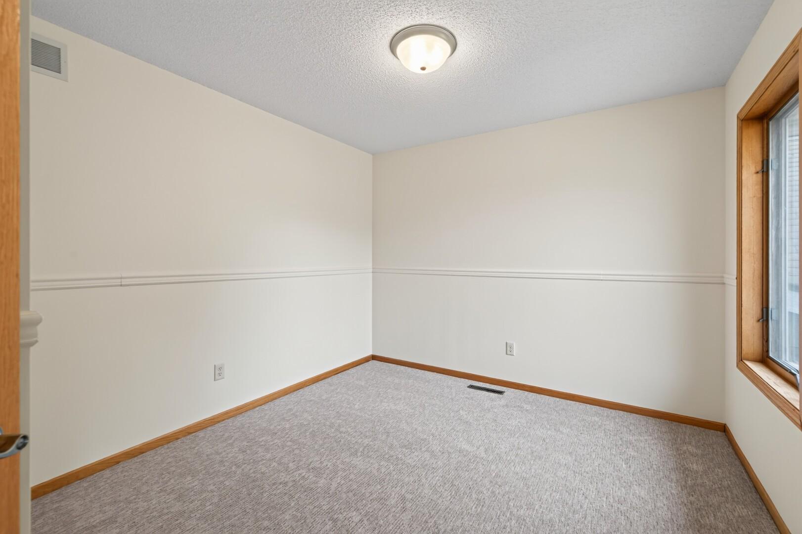 View of Residential at 9848 Oak Shore Drive, Lakeville MN 55044, Lakeville (23 of 38) - Mike Wilen | Minnesota Team Real Estate