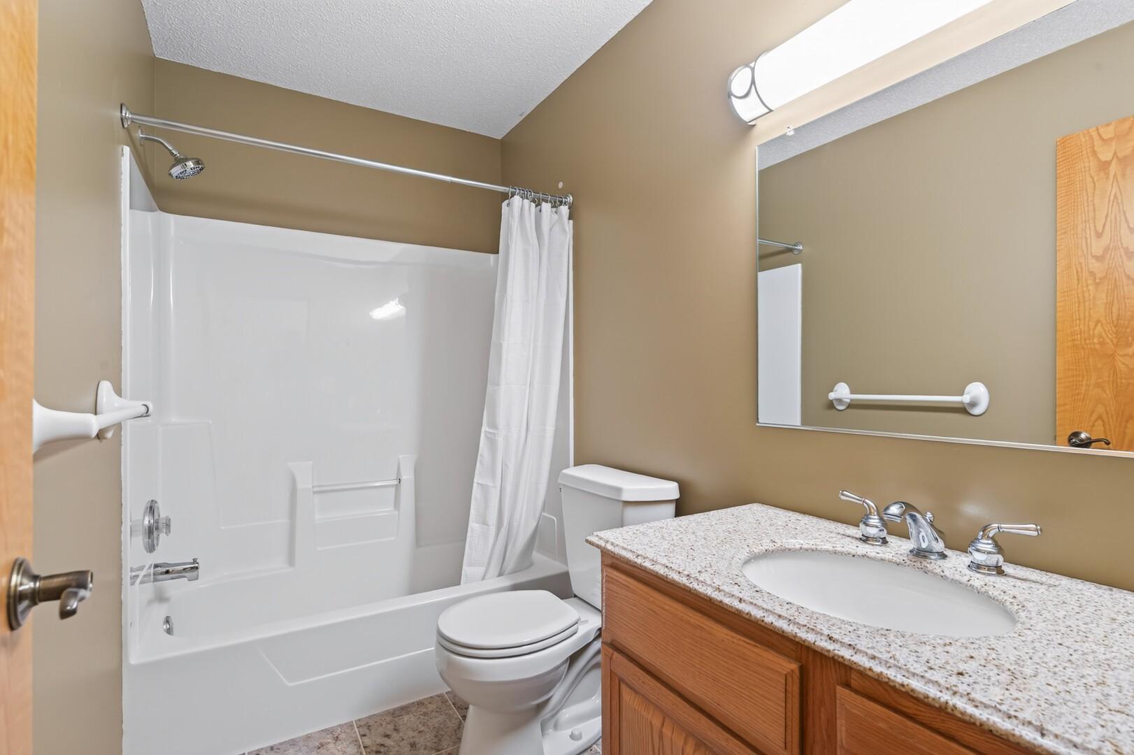View of Residential at 9848 Oak Shore Drive, Lakeville MN 55044, Lakeville (24 of 38) - Mike Wilen | Minnesota Team Real Estate