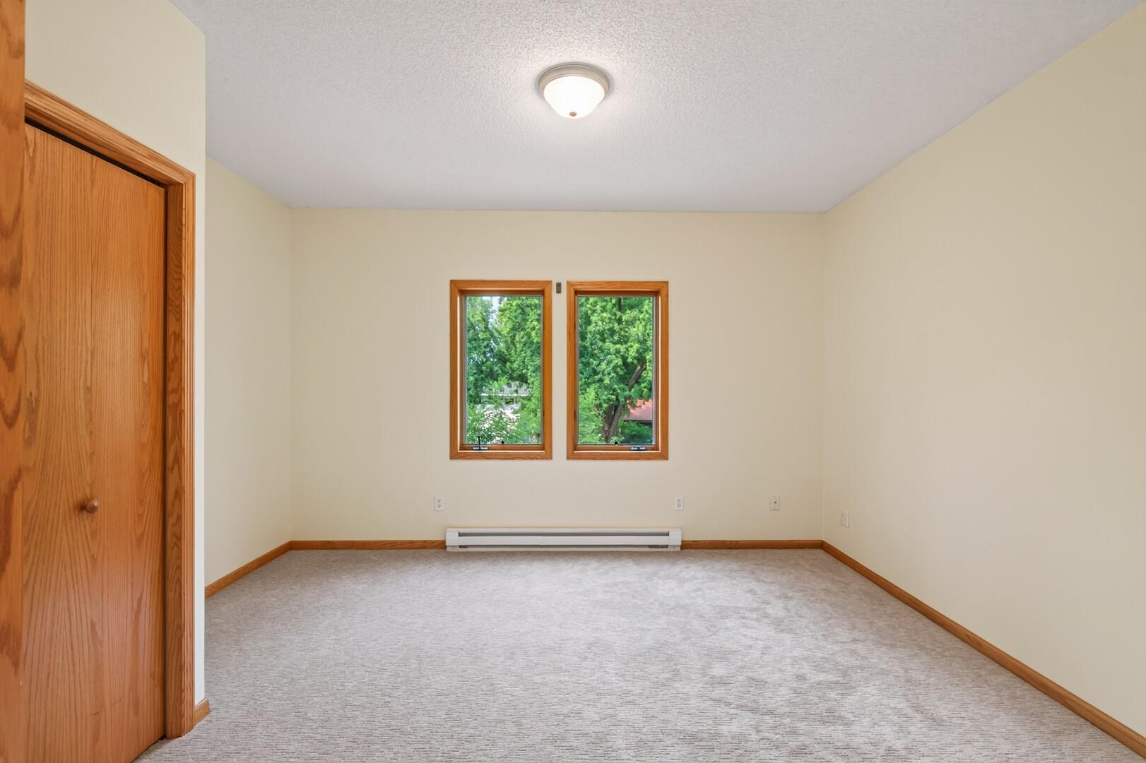 View of Residential at 9848 Oak Shore Drive, Lakeville MN 55044, Lakeville (29 of 38) - Mike Wilen | Minnesota Team Real Estate