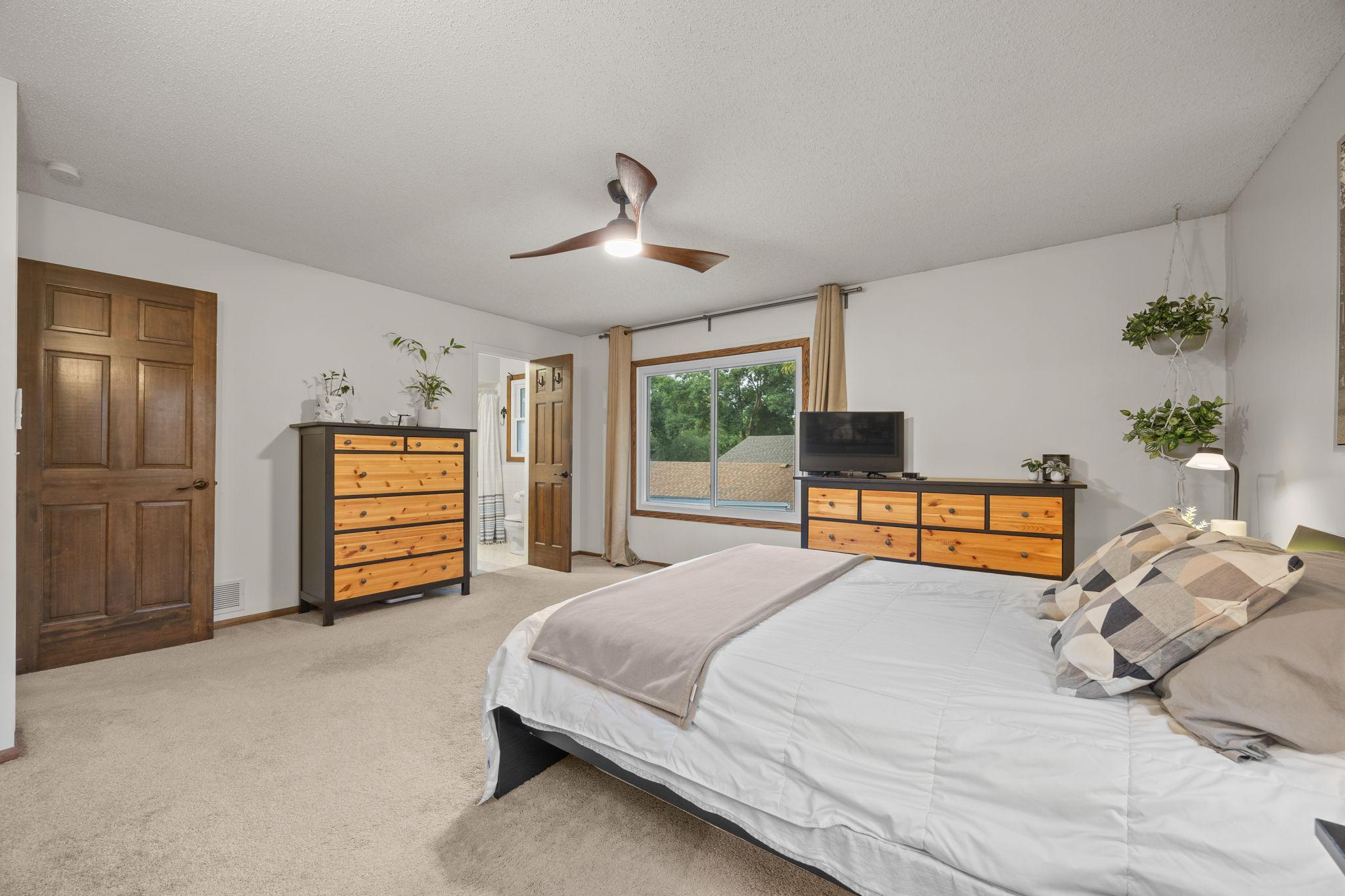 View of Residential at 14880 Ironwood Court, Eden Prairie MN 55346, Eden Prairie (15 of 48) - Mike Wilen | Minnesota Team Real Estate