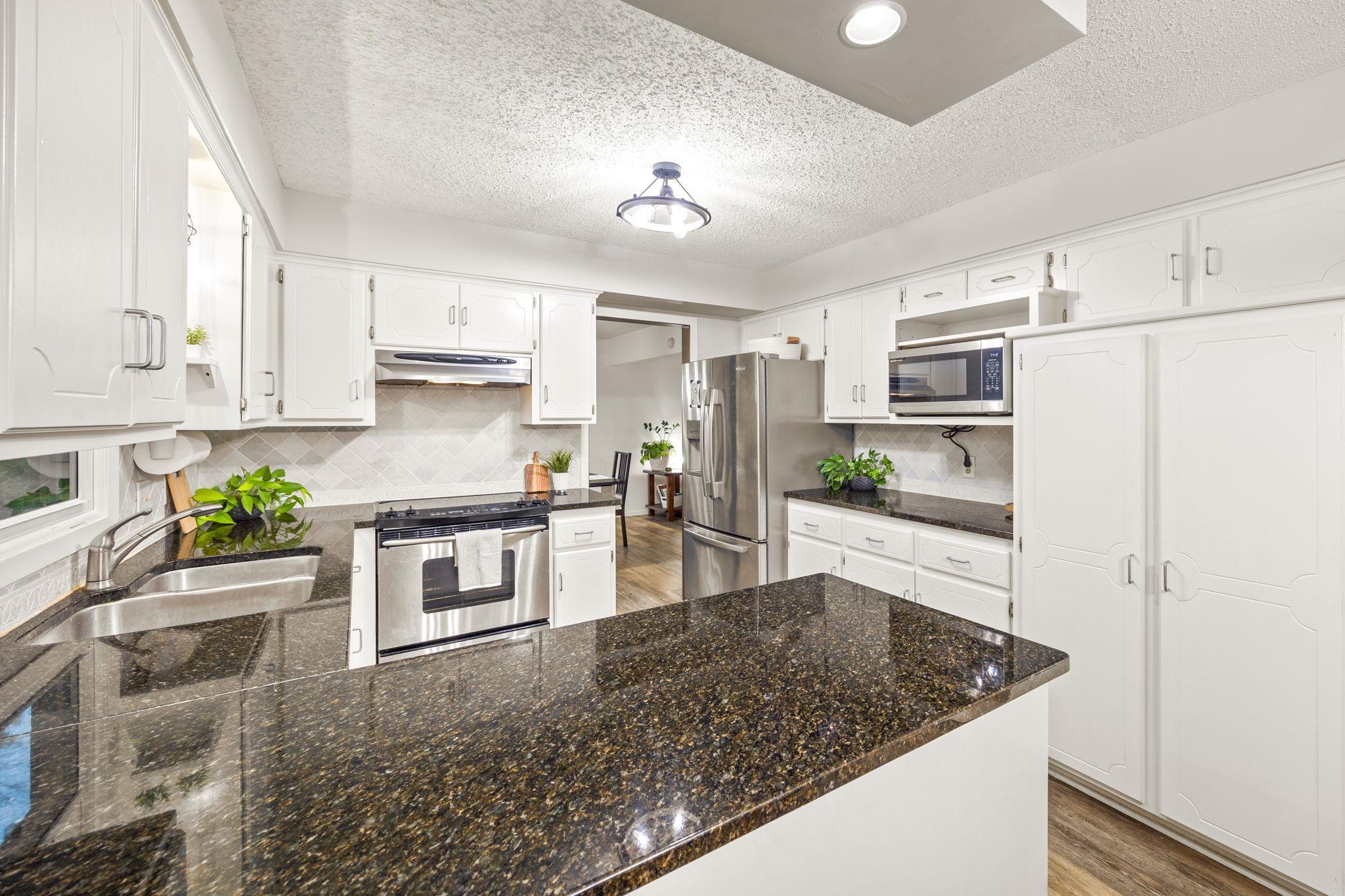 View of Residential at 14880 Ironwood Court, Eden Prairie MN 55346, Eden Prairie (24 of 48) - Mike Wilen | Minnesota Team Real Estate