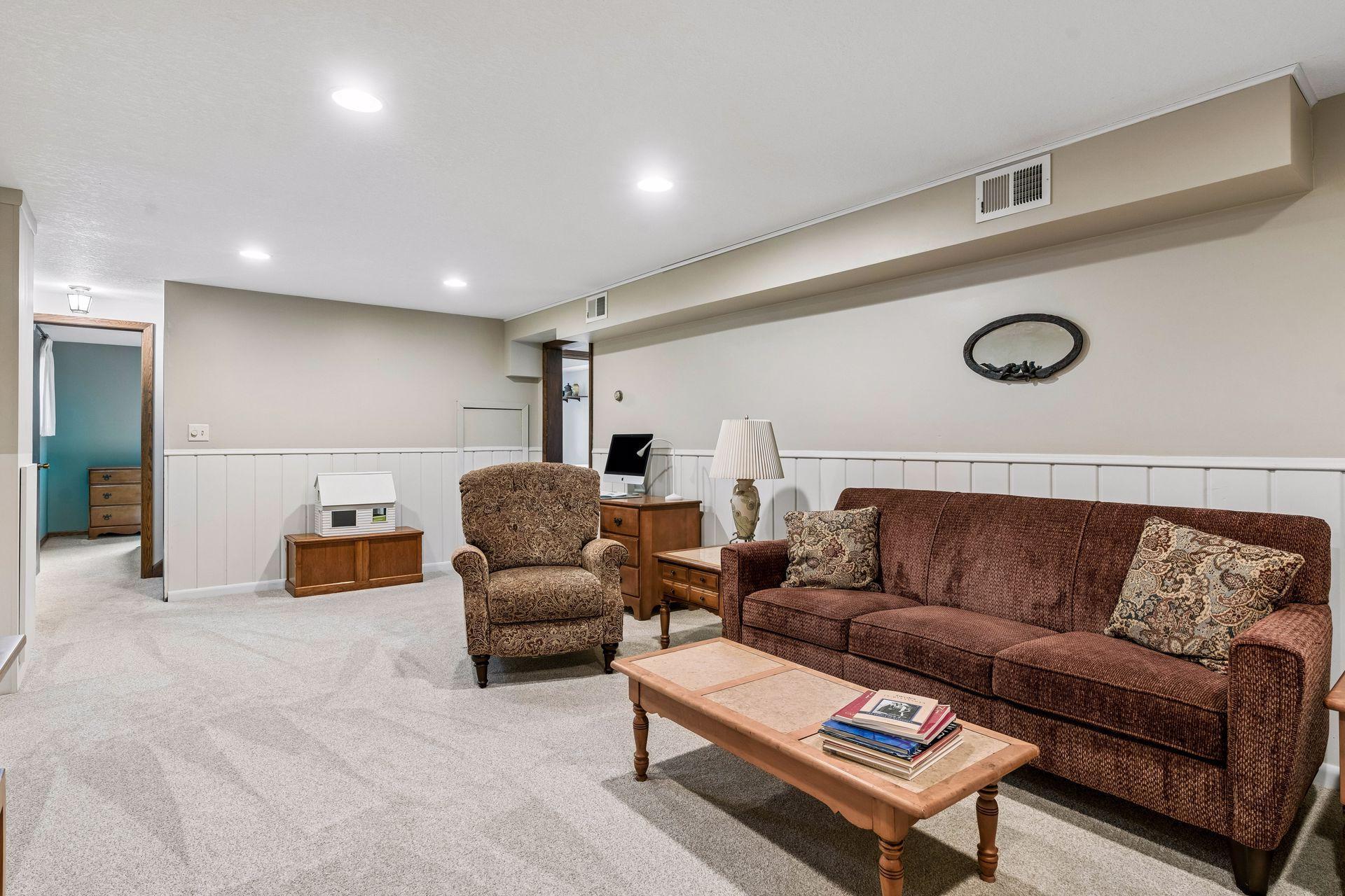 View of Residential at 1938 Midland Hills Road, Roseville MN 55113, Roseville (20 of 32) - Mike Wilen | Minnesota Team Real Estate