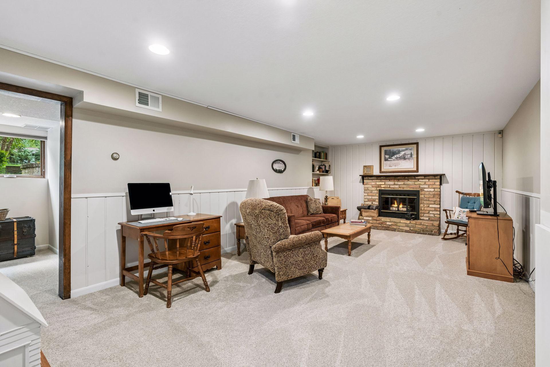 View of Residential at 1938 Midland Hills Road, Roseville MN 55113, Roseville (18 of 32) - Mike Wilen | Minnesota Team Real Estate