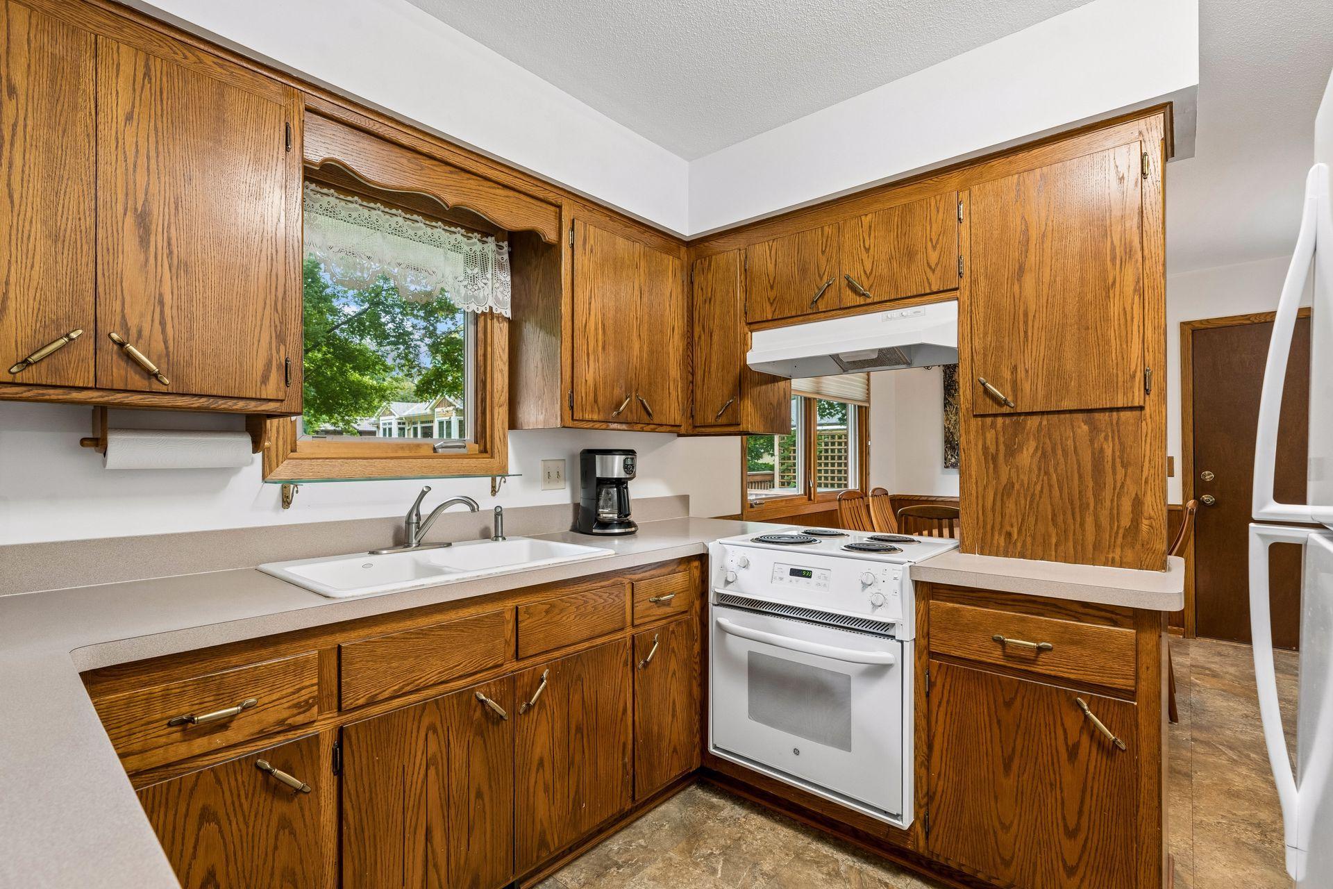 View of Residential at 1938 Midland Hills Road, Roseville MN 55113, Roseville (13 of 32) - Mike Wilen | Minnesota Team Real Estate