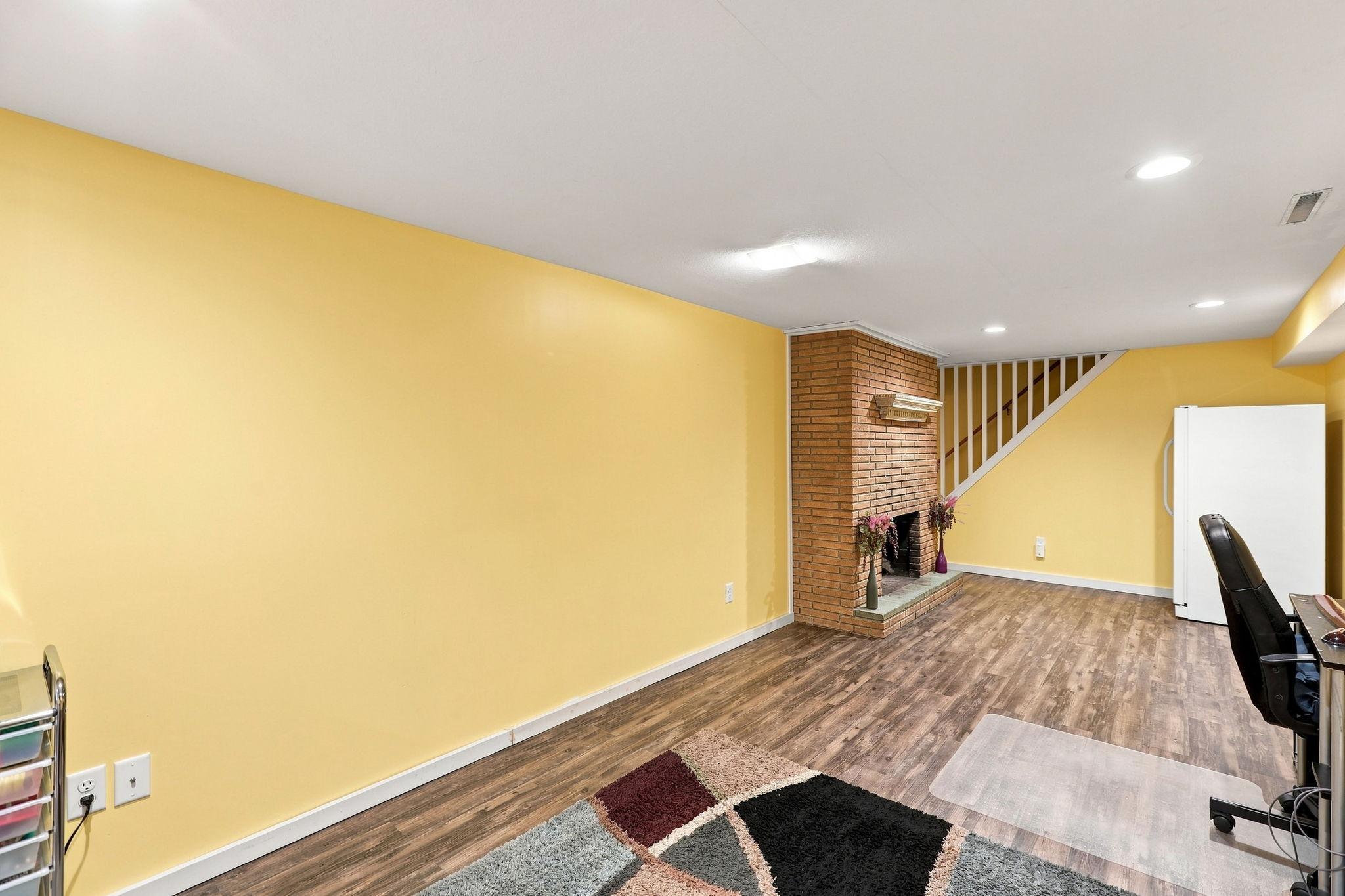 View of Residential at 8 6th Avenue, Osseo MN 55369, Osseo (23 of 33) - Mike Wilen | Minnesota Team Real Estate