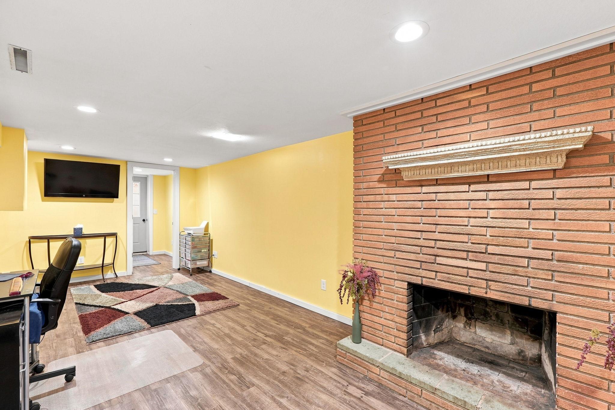 View of Residential at 8 6th Avenue, Osseo MN 55369, Osseo (22 of 33) - Mike Wilen | Minnesota Team Real Estate