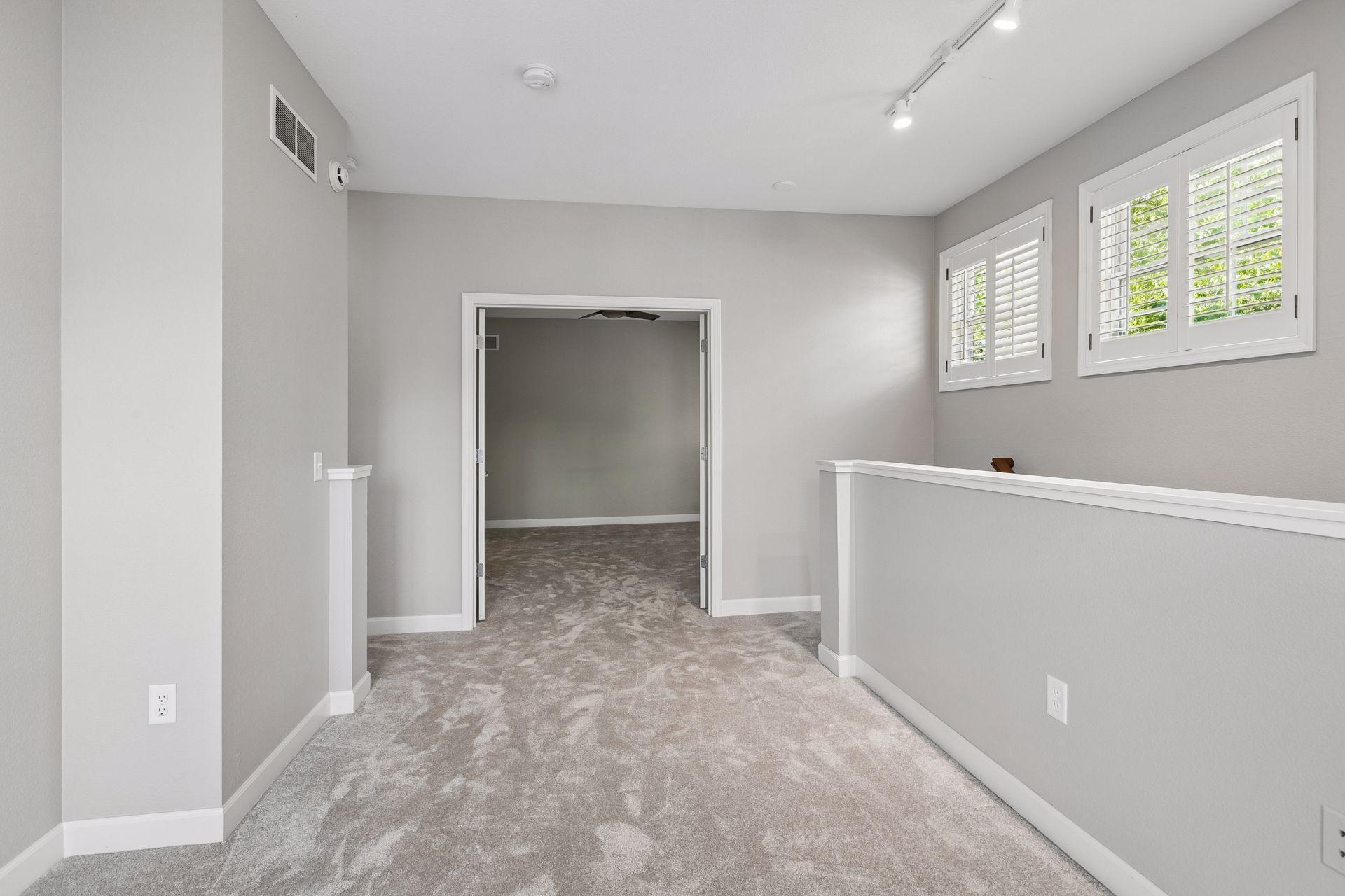 View of Residential at 1401 Franklin Avenue, Minneapolis MN 55414, Minneapolis (33 of 82) - Mike Wilen | Minnesota Team Real Estate