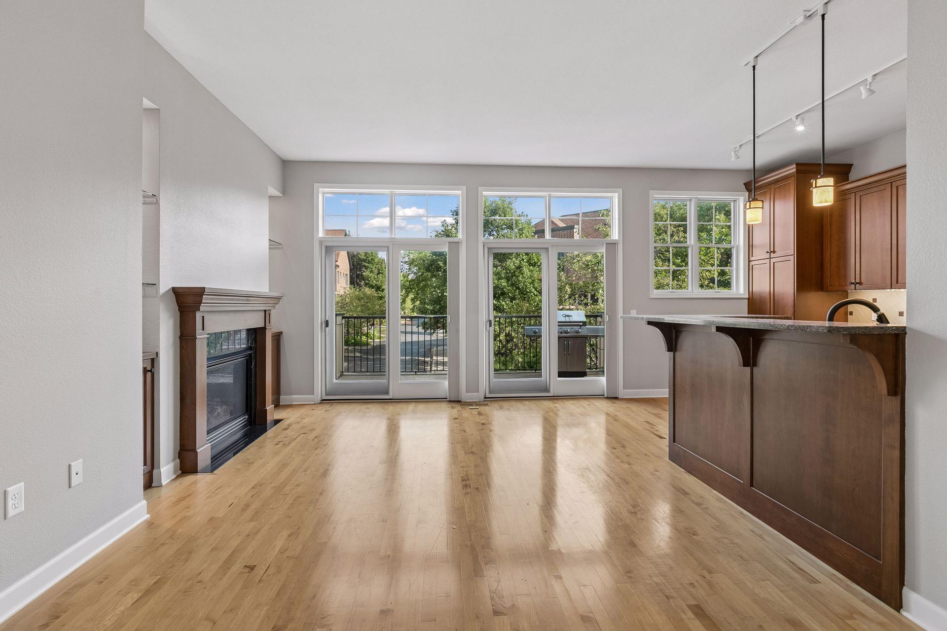View of Residential at 1401 Franklin Avenue, Minneapolis MN 55414, Minneapolis (4 of 82) - Mike Wilen | Minnesota Team Real Estate