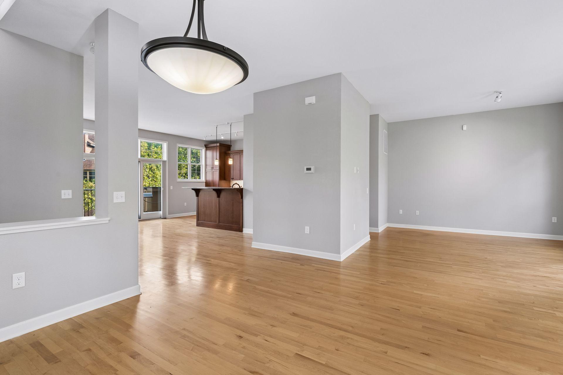 View of Residential at 1401 Franklin Avenue, Minneapolis MN 55414, Minneapolis (15 of 82) - Mike Wilen | Minnesota Team Real Estate