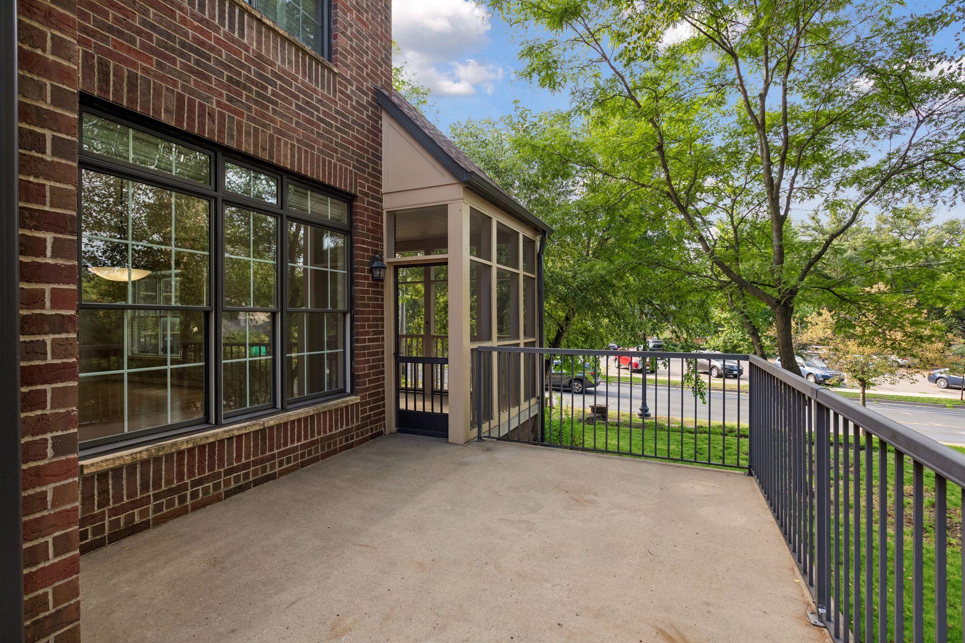 View of Residential at 1401 Franklin Avenue, Minneapolis MN 55414, Minneapolis (43 of 82) - Mike Wilen | Minnesota Team Real Estate