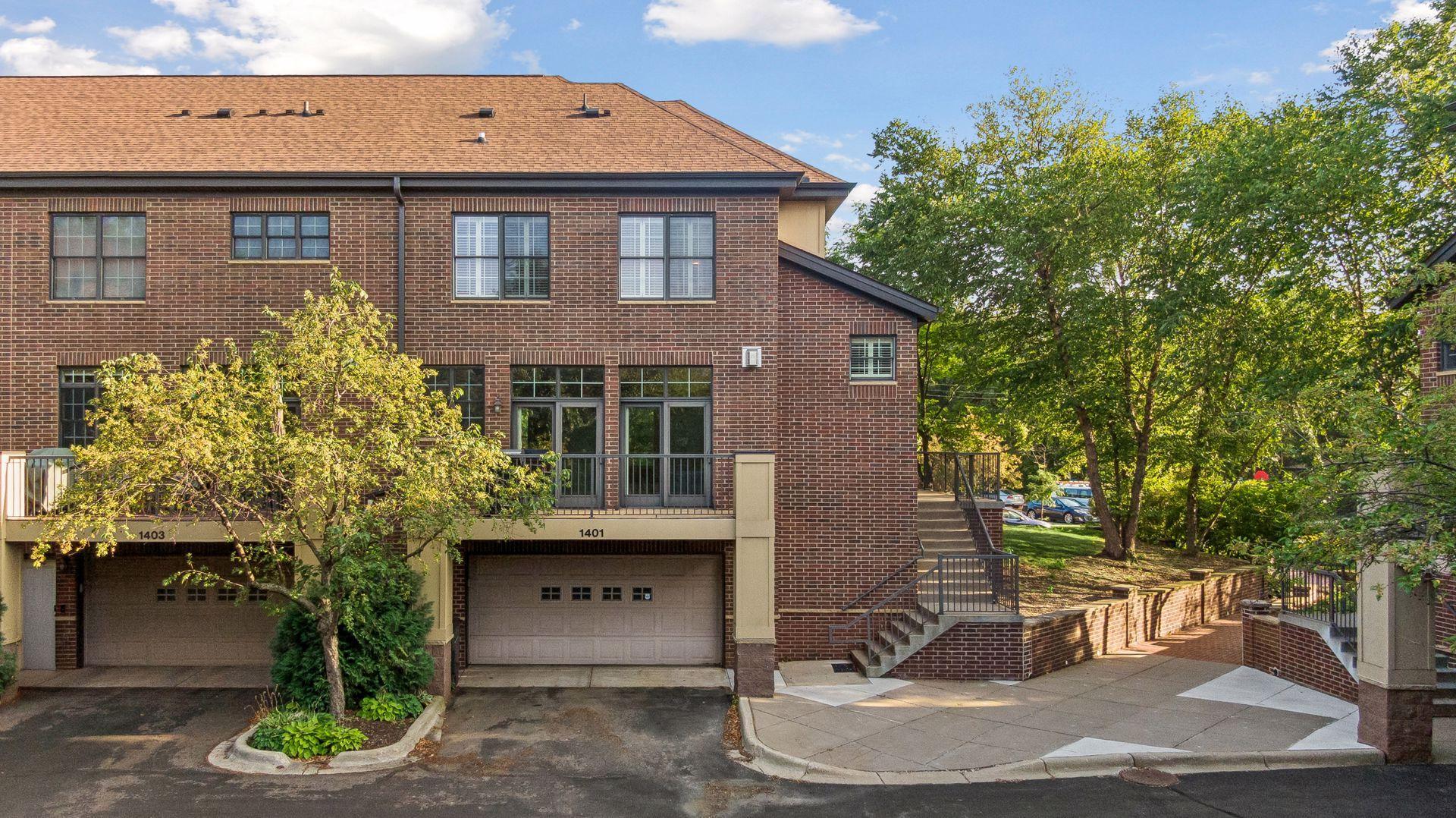 View of Residential at 1401 Franklin Avenue, Minneapolis MN 55414, Minneapolis (44 of 82) - Mike Wilen | Minnesota Team Real Estate