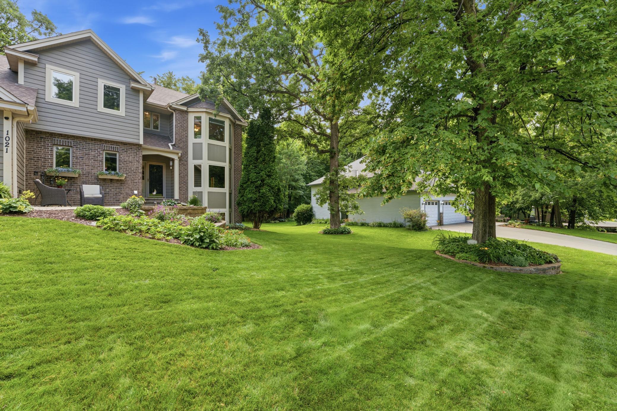 View of Residential at 1021 Wildwood Way, Chaska MN 55318, Chaska (6 of 60) - Mike Wilen | Minnesota Team Real Estate