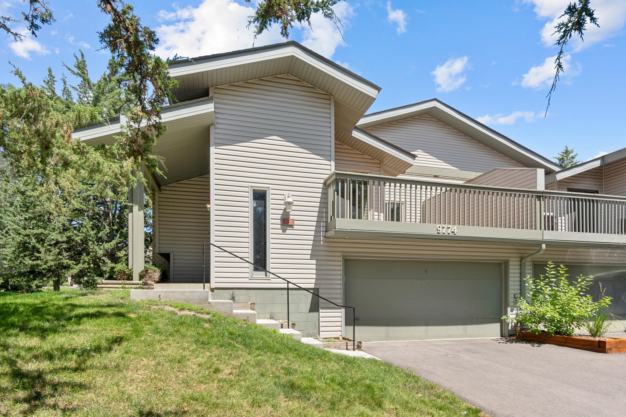 View of Residential at 9774 Dorset Lane, Eden Prairie MN 55347, Eden Prairie (28 of 34) - Mike Wilen | Minnesota Team Real Estate