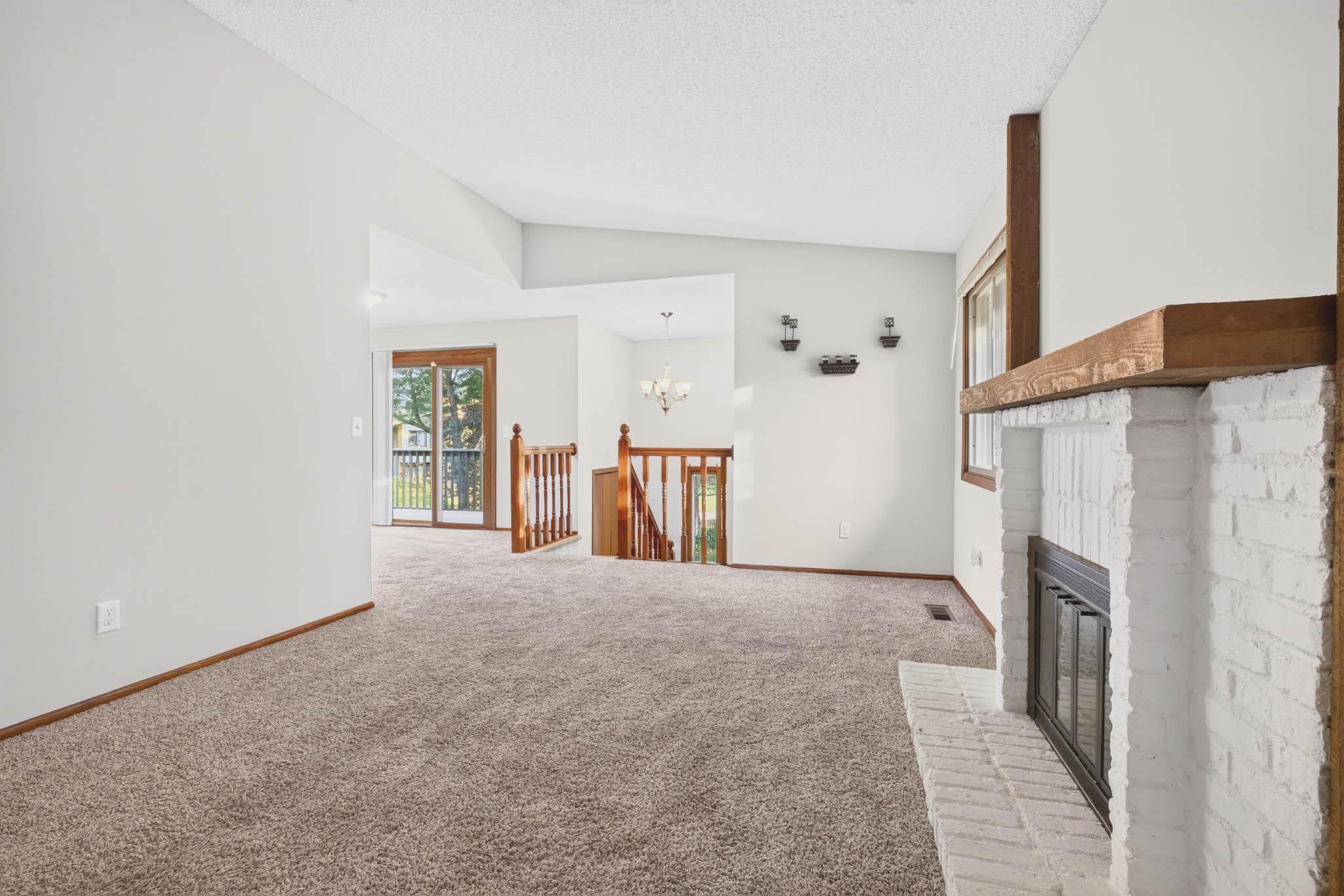 View of Residential at 9774 Dorset Lane, Eden Prairie MN 55347, Eden Prairie (2 of 34) - Mike Wilen | Minnesota Team Real Estate