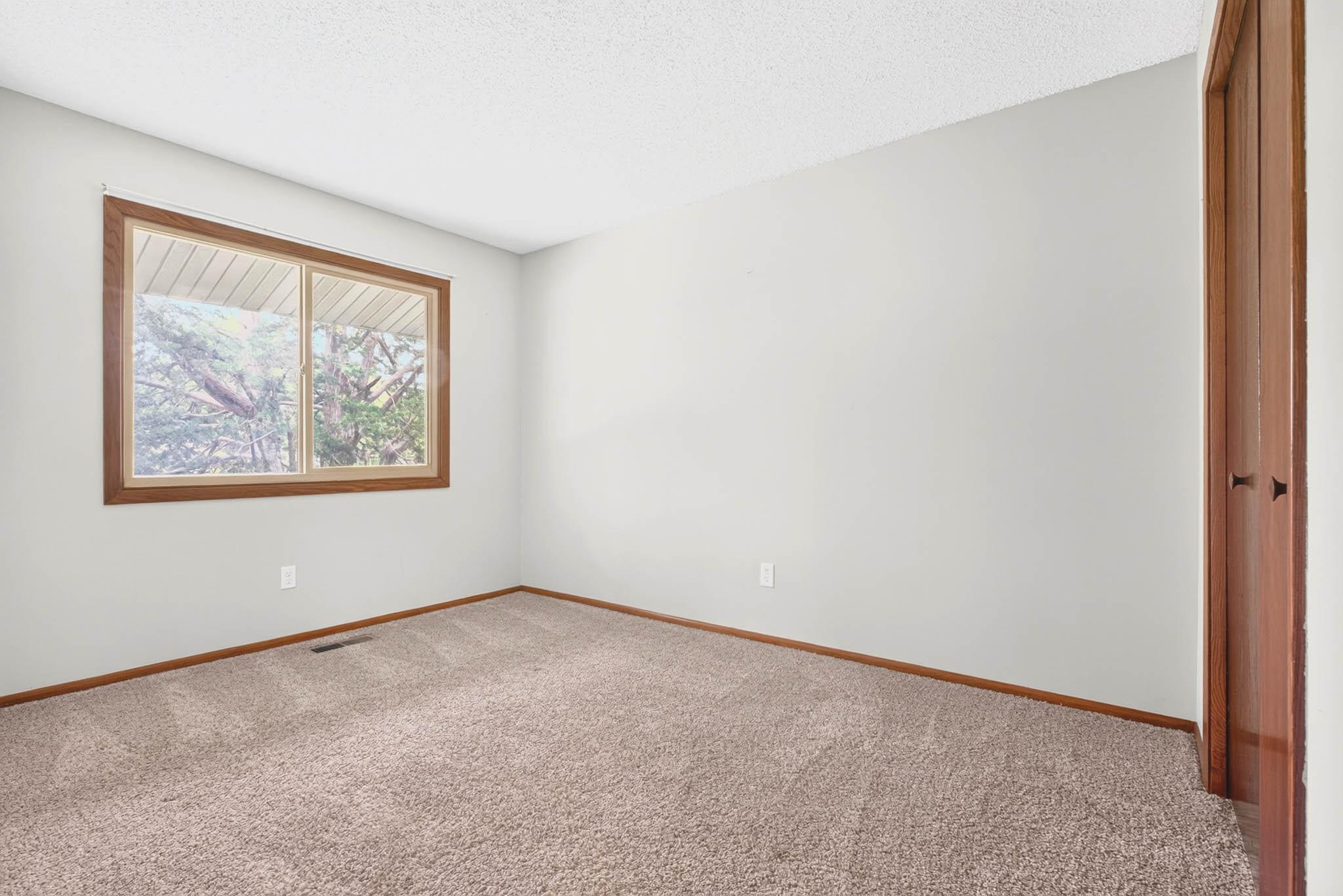View of Residential at 9774 Dorset Lane, Eden Prairie MN 55347, Eden Prairie (12 of 34) - Mike Wilen | Minnesota Team Real Estate