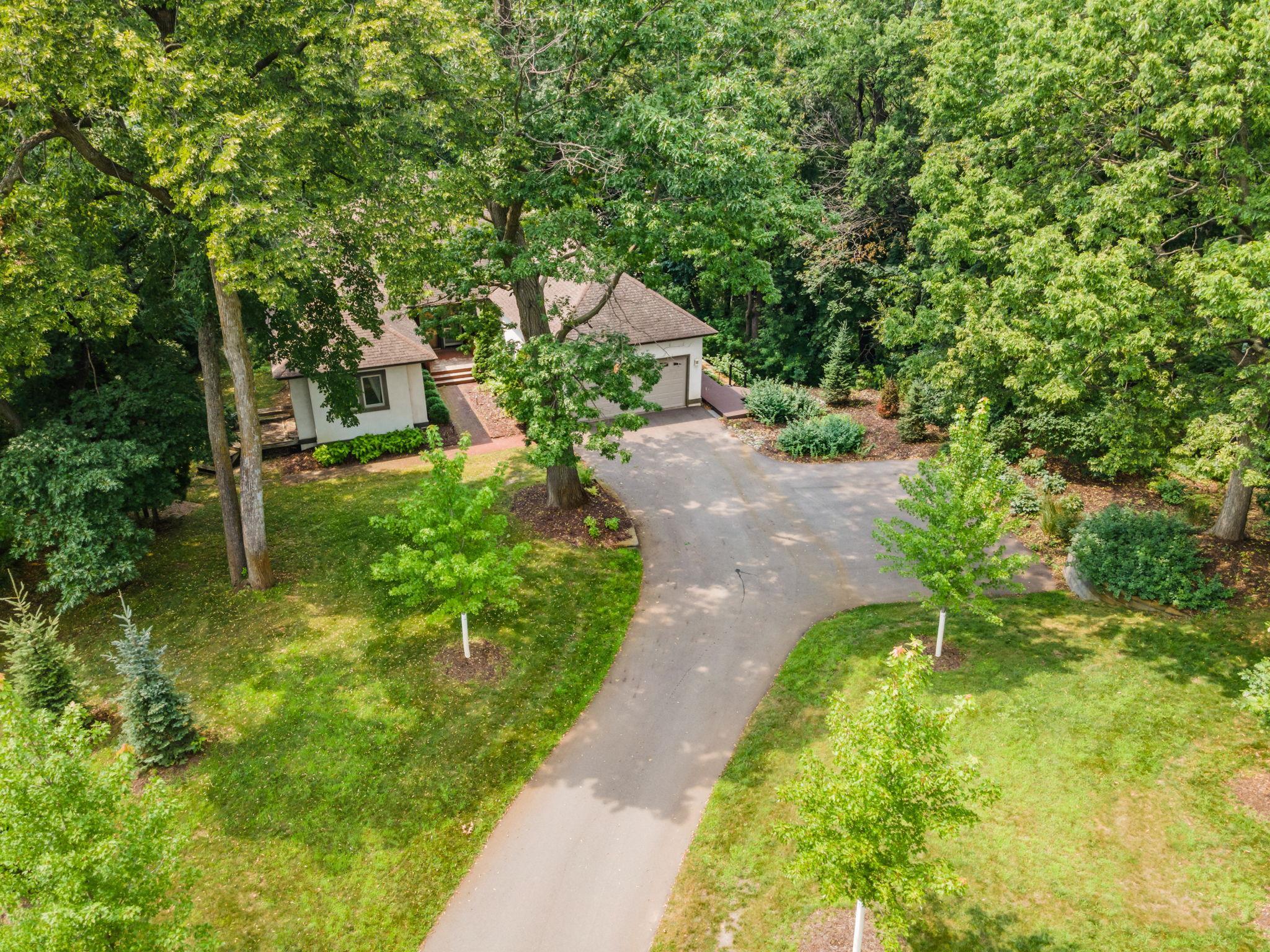 View of Residential at 3114 County Road 101, Wayzata MN 55391, Wayzata (29 of 40) - Mike Wilen | Minnesota Team Real Estate