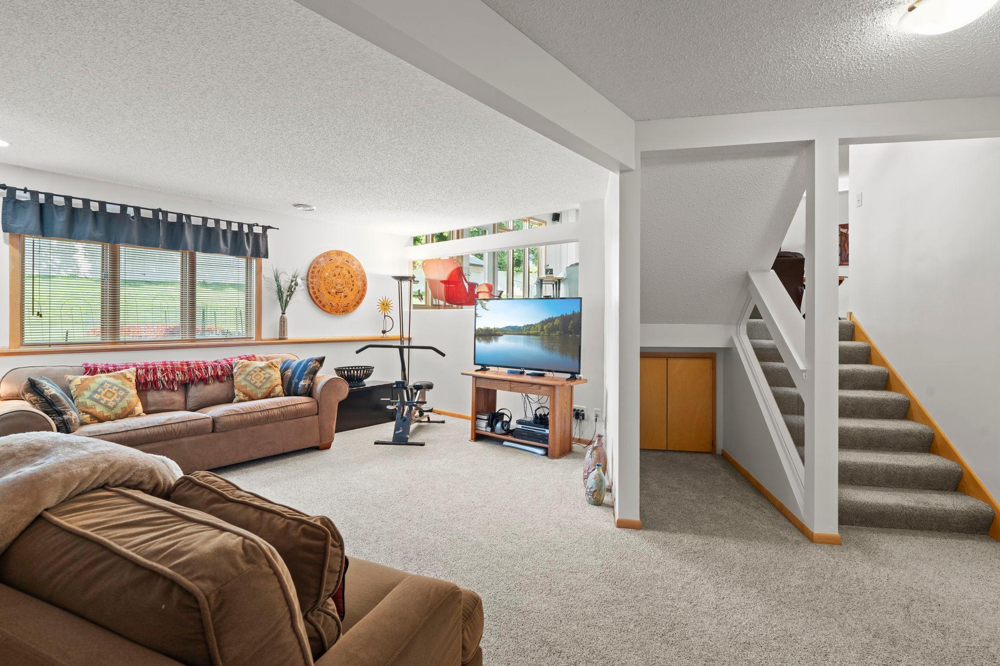View of Residential at 12046 94th Avenue, Maple Grove MN 55369, Maple Grove (29 of 45) - Mike Wilen | Minnesota Team Real Estate