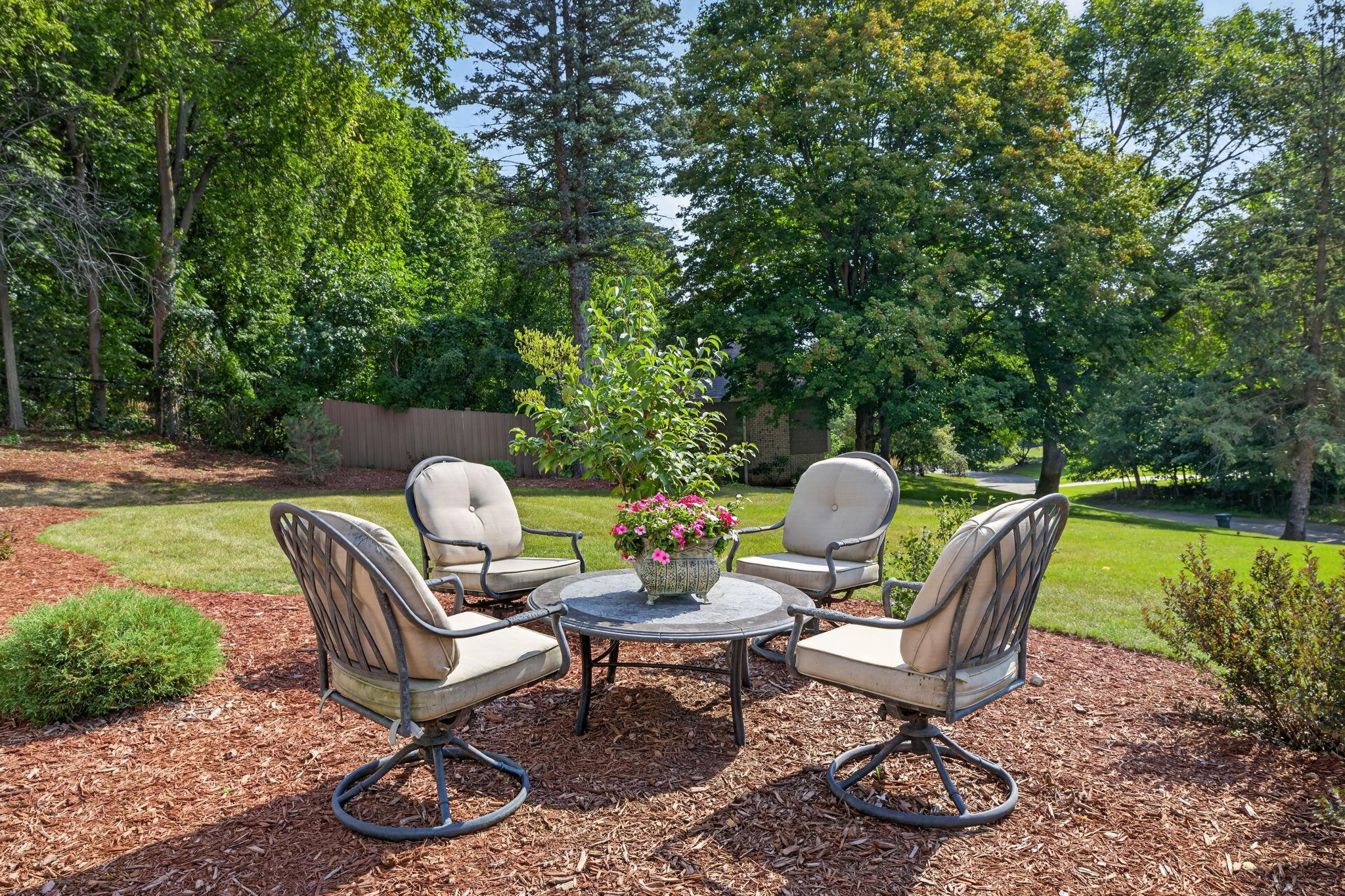 View of Residential at 3945 Hillcrest Way, Deephaven MN 55391, Deephaven (7 of 52) - Mike Wilen | Minnesota Team Real Estate