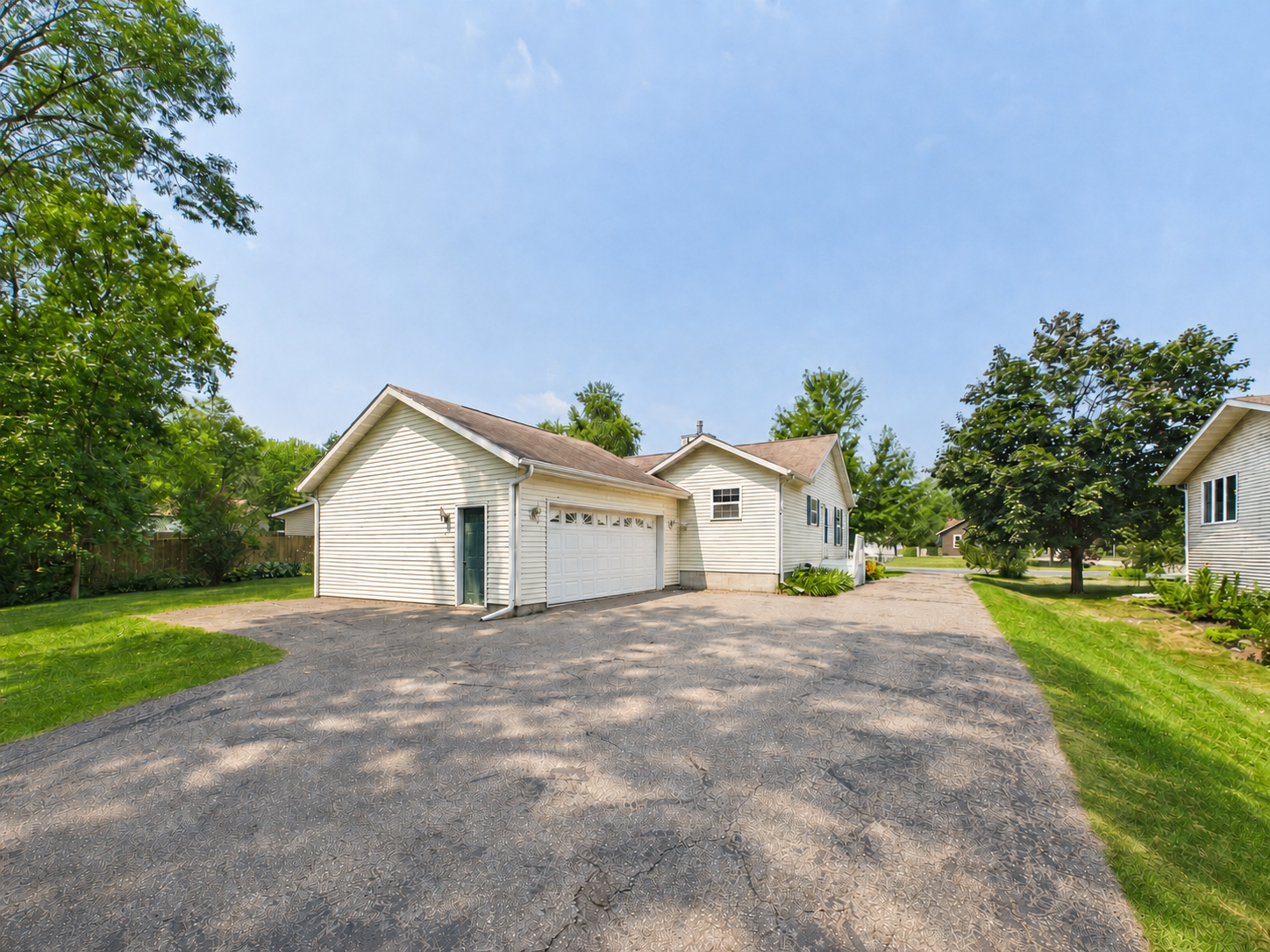 View of Residential at 417 Countryside Drive, Montgomery MN 56069, Montgomery (21 of 29) - Mike Wilen | Minnesota Team Real Estate