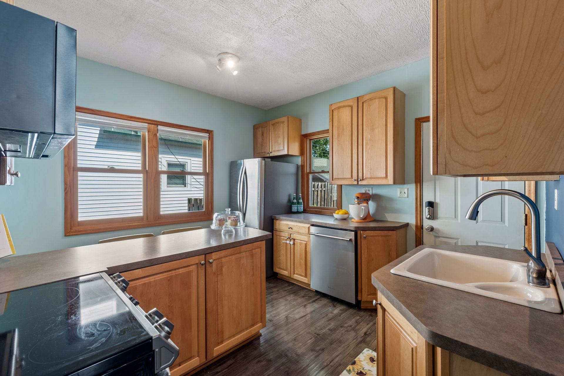 View of Residential Income at 840 Randolph Avenue, Saint Paul MN 55102, Saint Paul (13 of 41) - Mike Wilen | Minnesota Team Real Estate