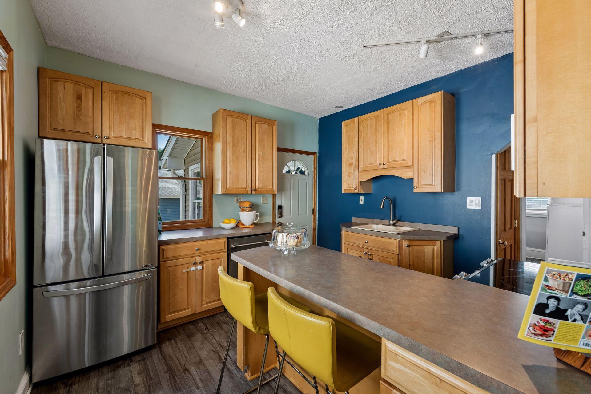 View of Residential Income at 840 Randolph Avenue, Saint Paul MN 55102, Saint Paul (11 of 41) - Mike Wilen | Minnesota Team Real Estate