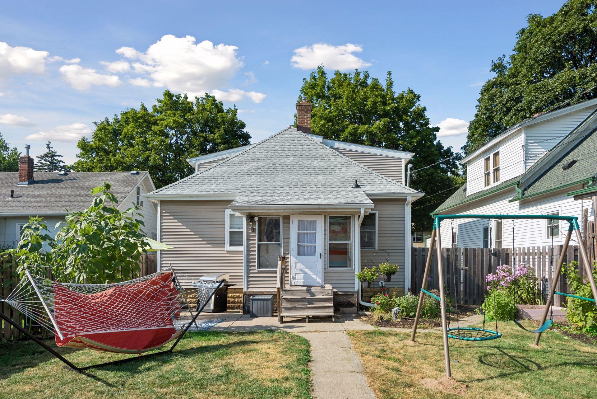View of Residential Income at 840 Randolph Avenue, Saint Paul MN 55102, Saint Paul (28 of 41) - Mike Wilen | Minnesota Team Real Estate