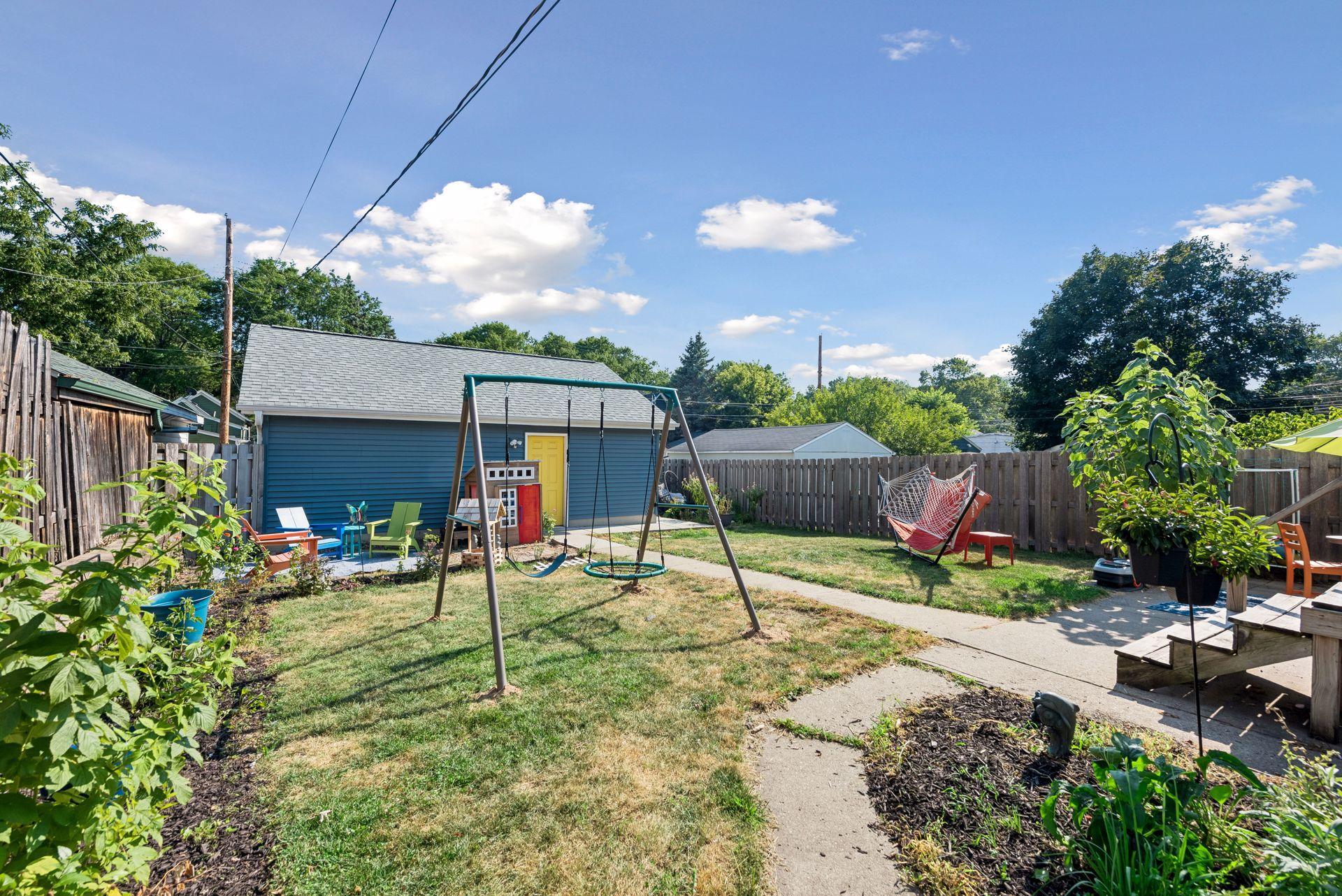 View of Residential Income at 840 Randolph Avenue, Saint Paul MN 55102, Saint Paul (29 of 41) - Mike Wilen | Minnesota Team Real Estate