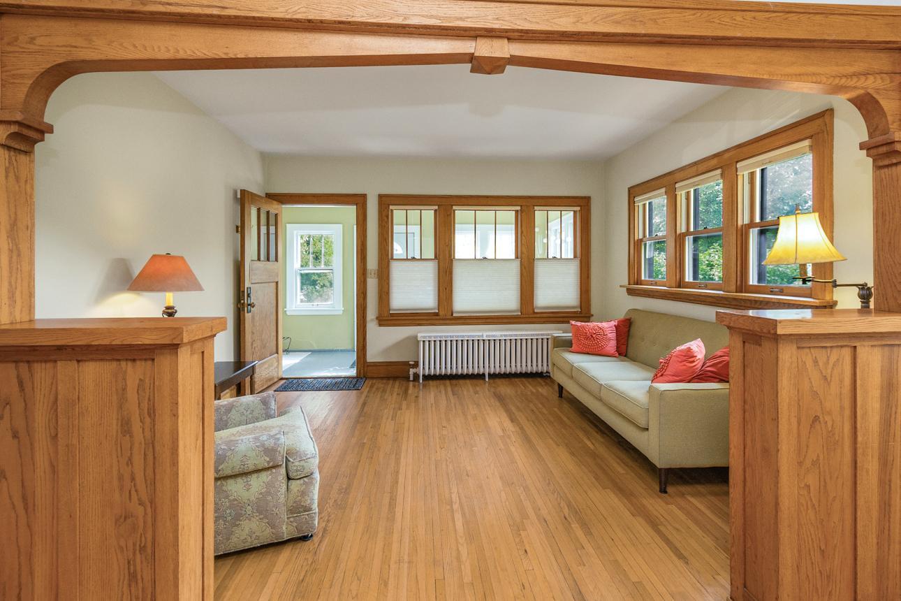 View of Residential at 912 30th Avenue, Minneapolis MN 55406, Minneapolis (7 of 30) - Mike Wilen | Minnesota Team Real Estate