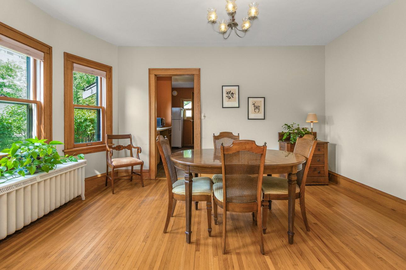 View of Residential at 912 30th Avenue, Minneapolis MN 55406, Minneapolis (6 of 30) - Mike Wilen | Minnesota Team Real Estate