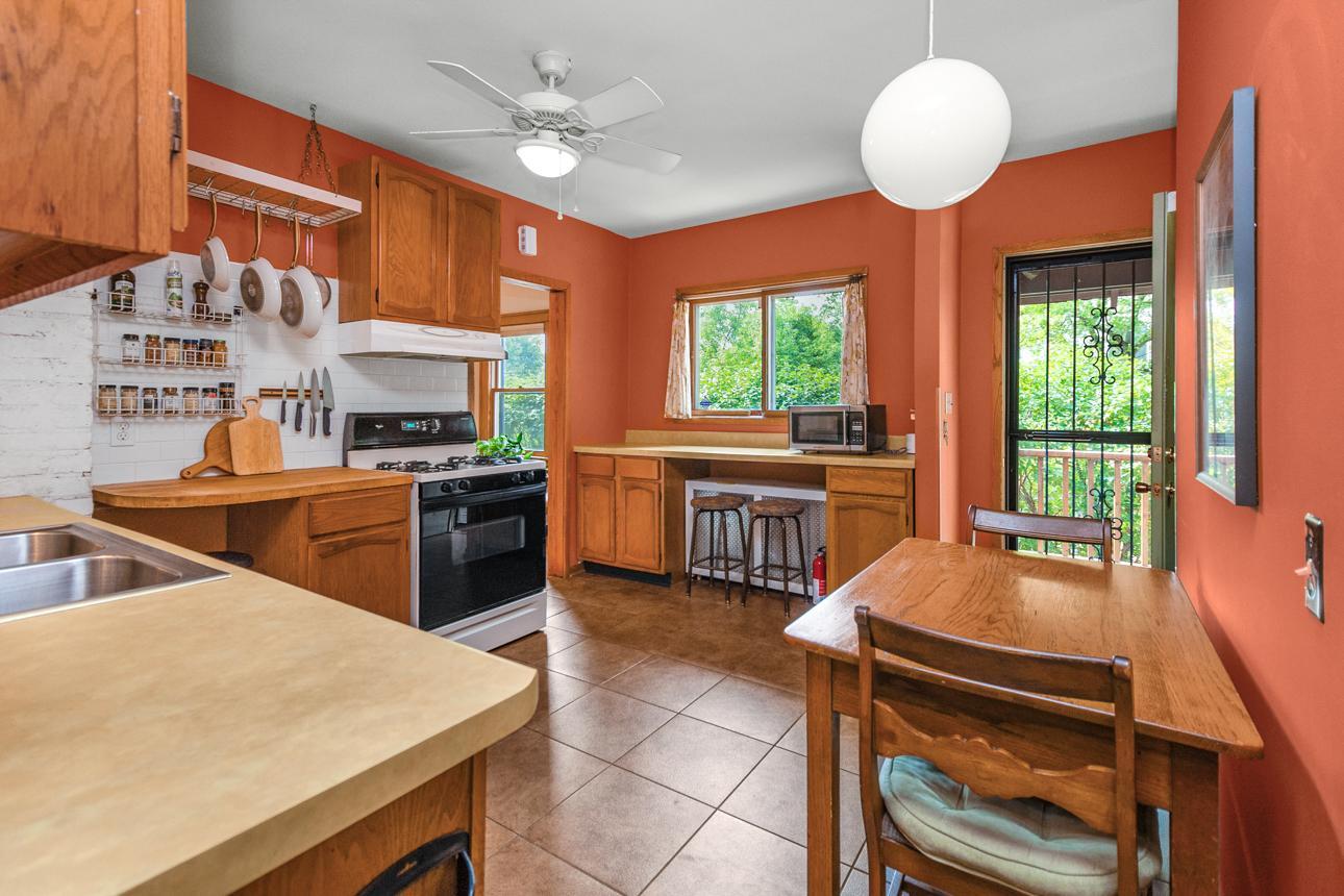 View of Residential at 912 30th Avenue, Minneapolis MN 55406, Minneapolis (10 of 30) - Mike Wilen | Minnesota Team Real Estate