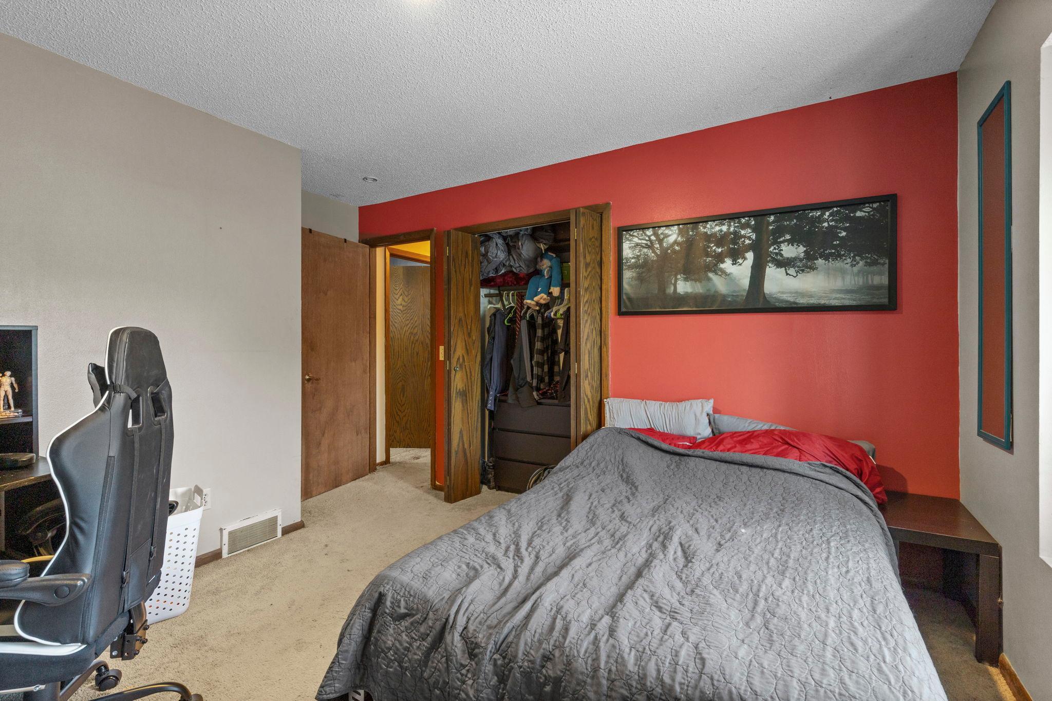 View of Residential at 14011 Hayes Road, Apple Valley MN 55124, Apple Valley (16 of 26) - Mike Wilen | Minnesota Team Real Estate