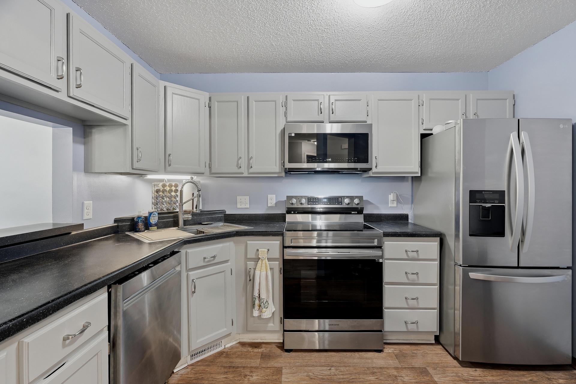 View of Residential at 4171 3rd Street #102, Columbia Heights MN 55421, Columbia Heights (19 of 27) - Mike Wilen | Minnesota Team Real Estate