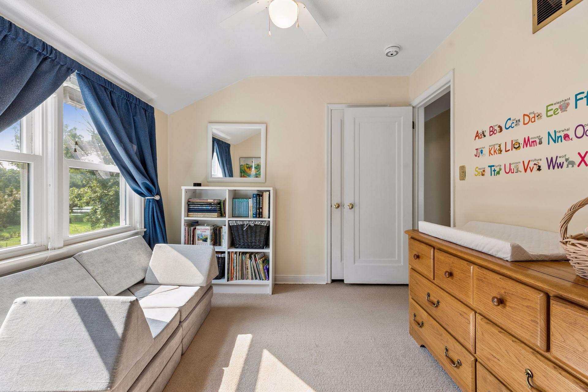 View of Residential at 3205 Hillsboro Avenue, Saint Louis Park MN 55426, Saint Louis Park (18 of 41) - Mike Wilen | Minnesota Team Real Estate