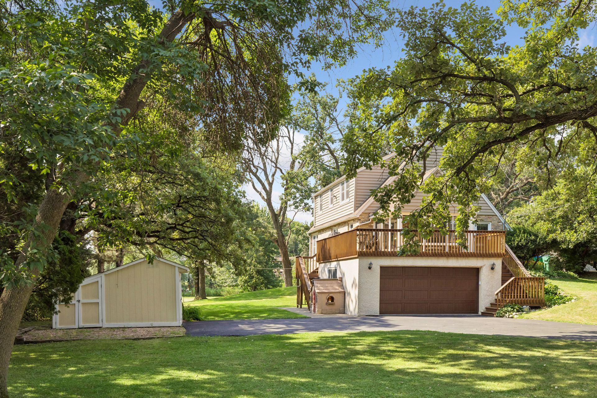 View of Residential at 3205 Hillsboro Avenue, Saint Louis Park MN 55426, Saint Louis Park (38 of 41) - Mike Wilen | Minnesota Team Real Estate