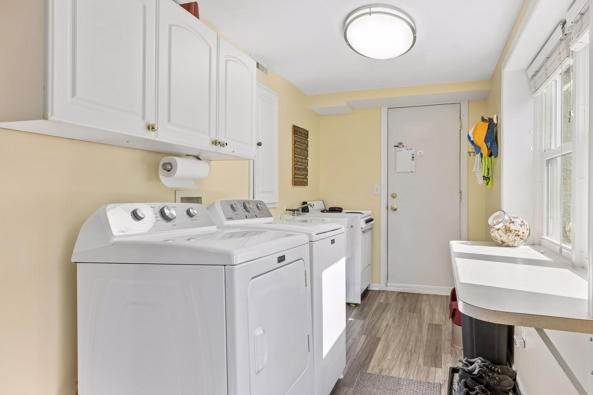 View of Residential at 3205 Hillsboro Avenue, Saint Louis Park MN 55426, Saint Louis Park (28 of 41) - Mike Wilen | Minnesota Team Real Estate