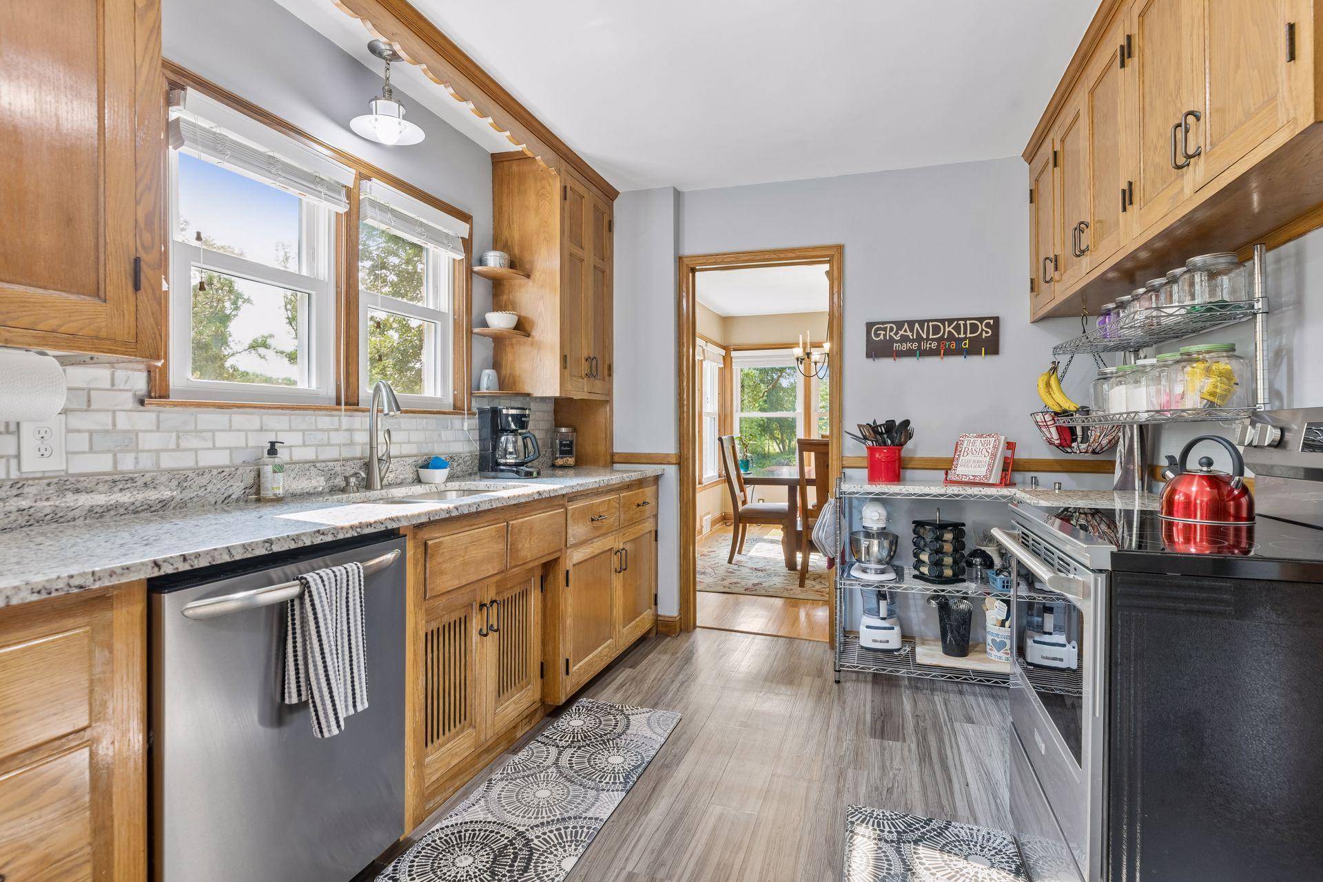 View of Residential at 3205 Hillsboro Avenue, Saint Louis Park MN 55426, Saint Louis Park (11 of 41) - Mike Wilen | Minnesota Team Real Estate