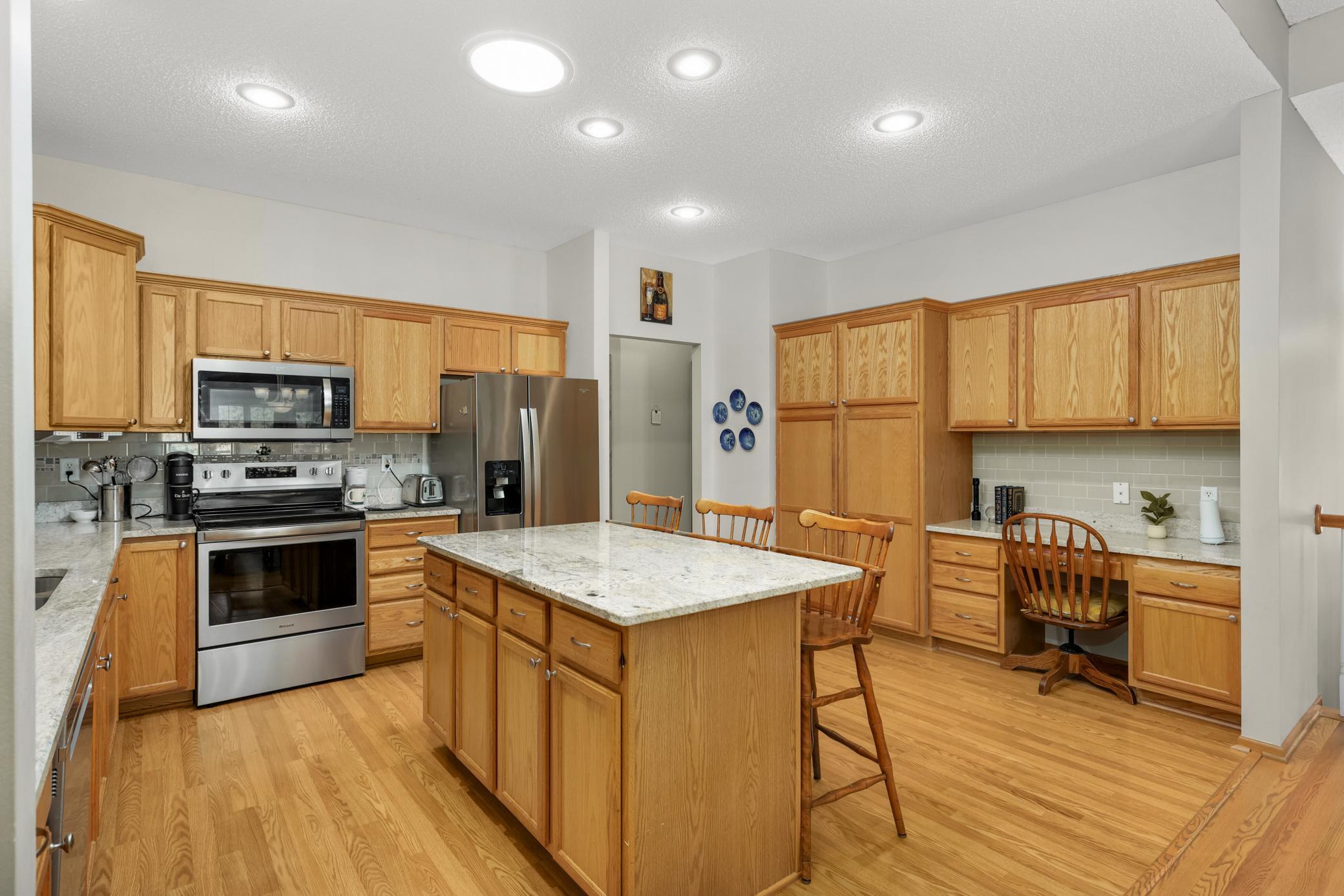 View of Residential at 2644 Boulder Way, Burnsville MN 55337, Burnsville (10 of 40) - Mike Wilen | Minnesota Team Real Estate