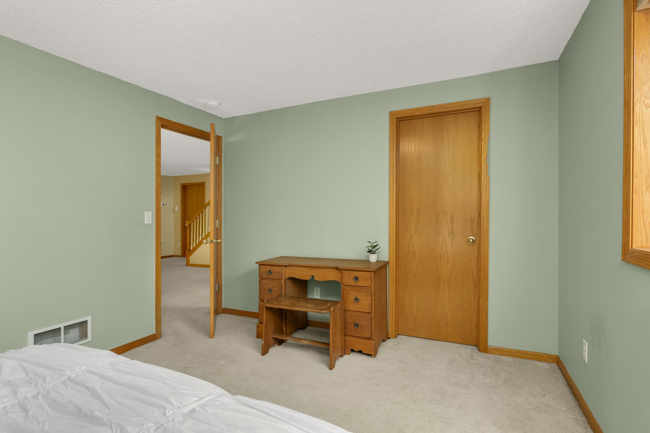 View of Residential at 2644 Boulder Way, Burnsville MN 55337, Burnsville (28 of 40) - Mike Wilen | Minnesota Team Real Estate