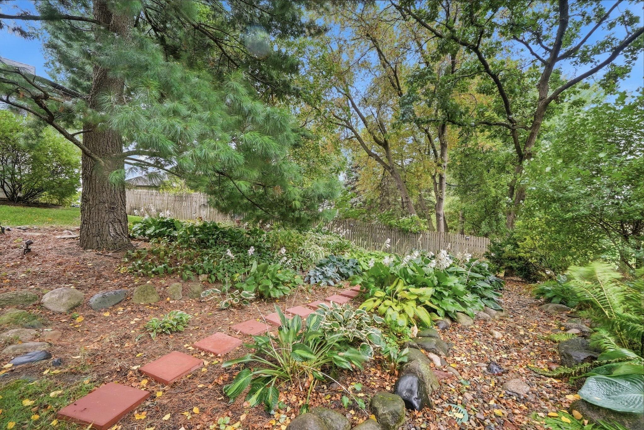 View of Residential at 1851 South Lane, Mendota Heights MN 55118, Mendota Heights (48 of 90) - Mike Wilen | Minnesota Team Real Estate