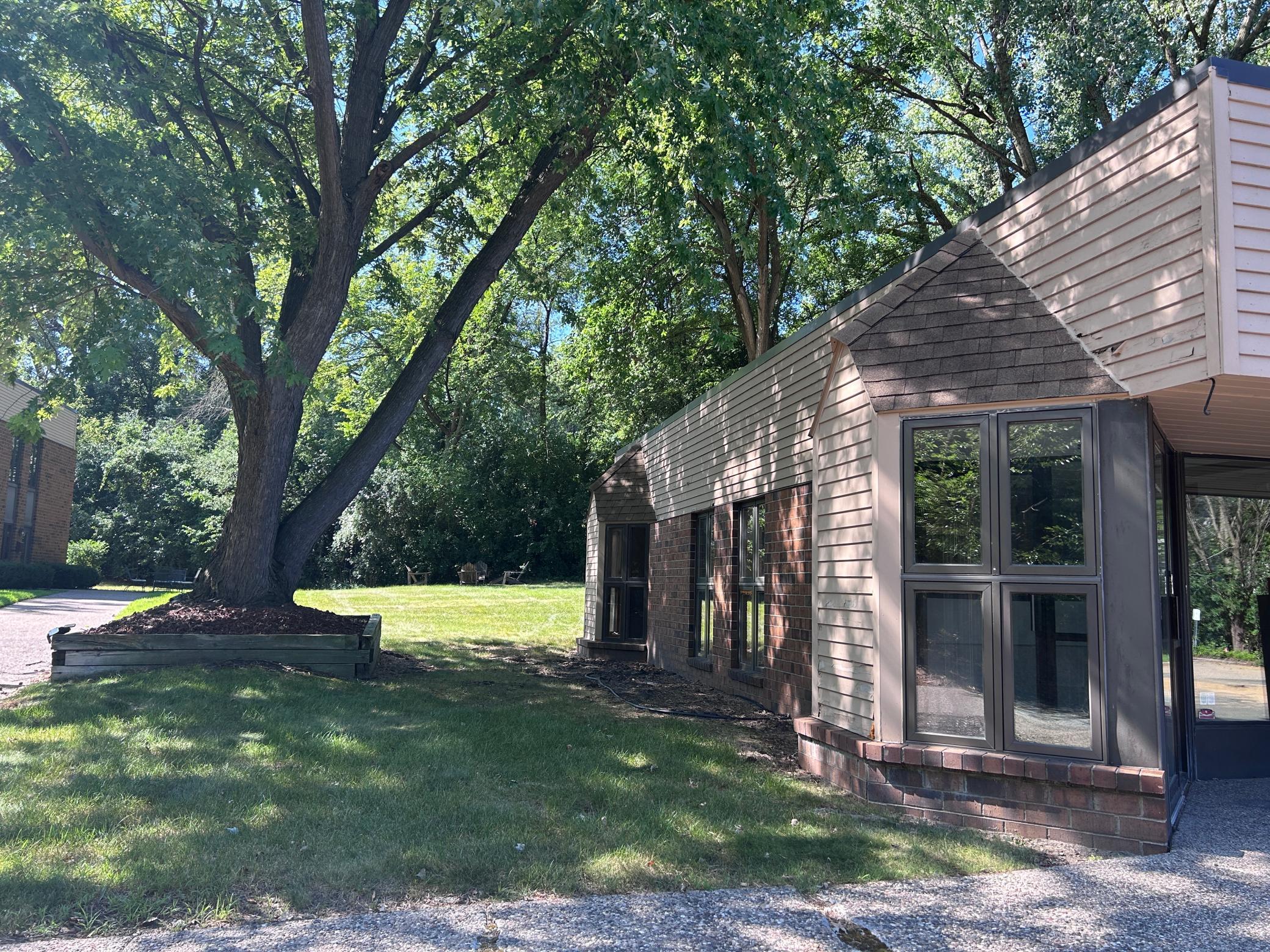 View of Commercial Sale at 17833 Hutchins Drive, Minnetonka MN 55345, Minnetonka (2 of 22) - Mike Wilen | Minnesota Team Real Estate