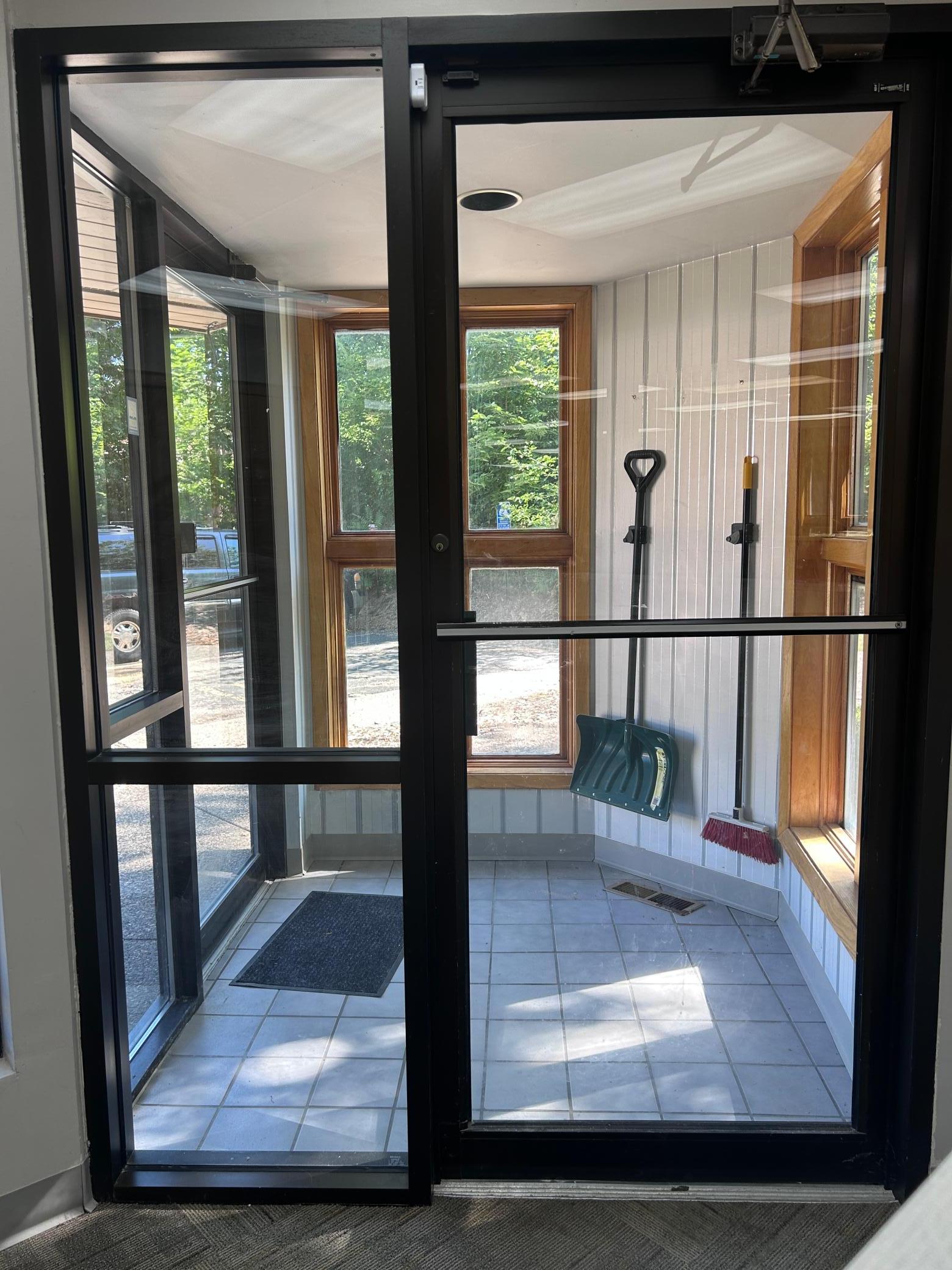 View of Commercial Sale at 17833 Hutchins Drive, Minnetonka MN 55345, Minnetonka (4 of 22) - Mike Wilen | Minnesota Team Real Estate
