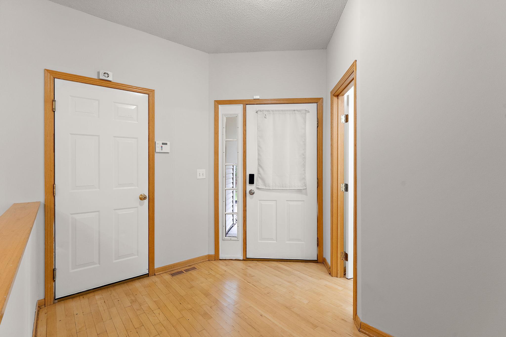 View of Residential at 4179 Running Brook Road, Eagan MN 55122, Eagan (15 of 28) - Mike Wilen | Minnesota Team Real Estate