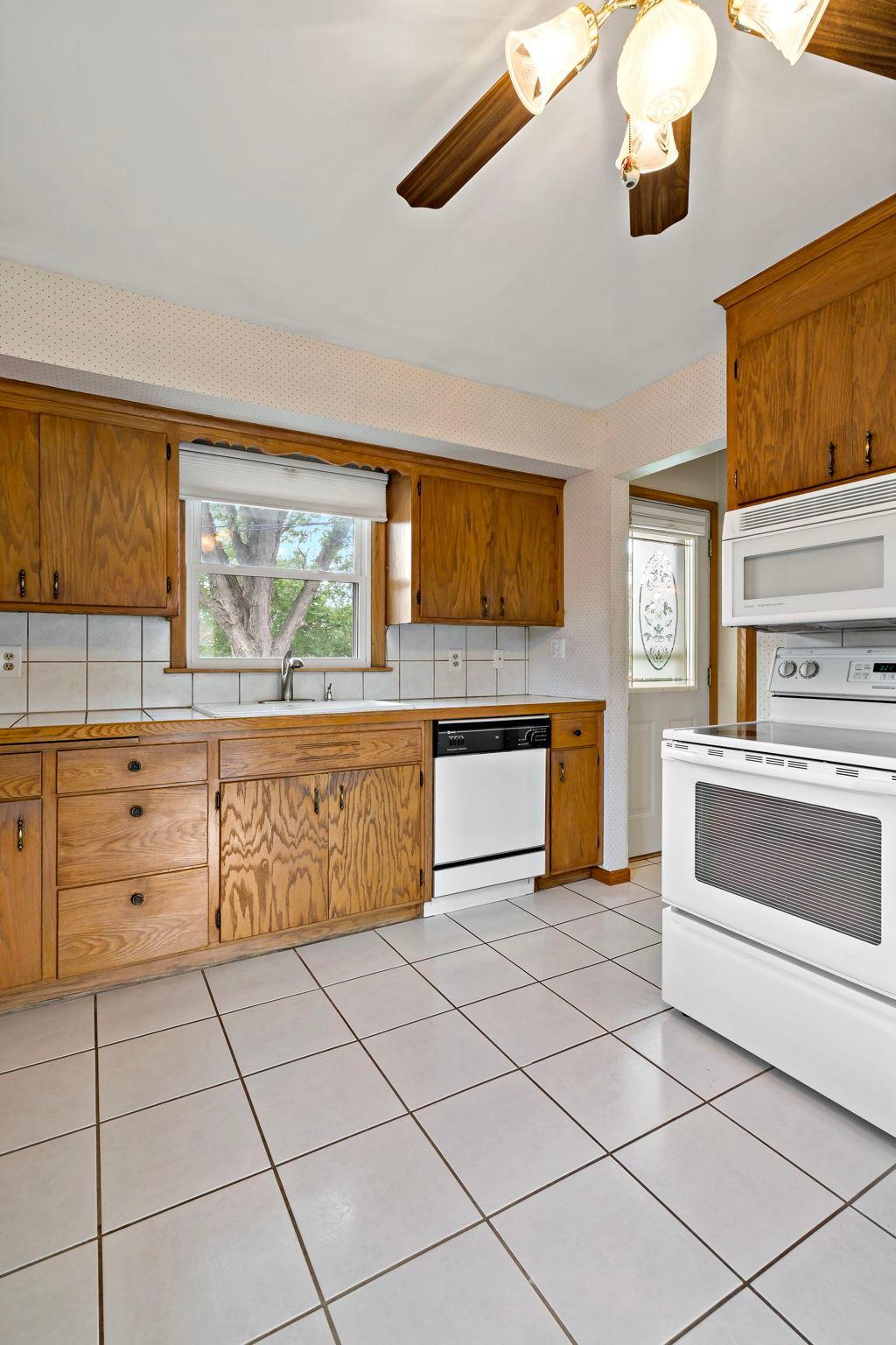 View of Residential at 6073 Yukon Avenue, New Hope MN 55428, New Hope (6 of 62) - Mike Wilen | Minnesota Team Real Estate