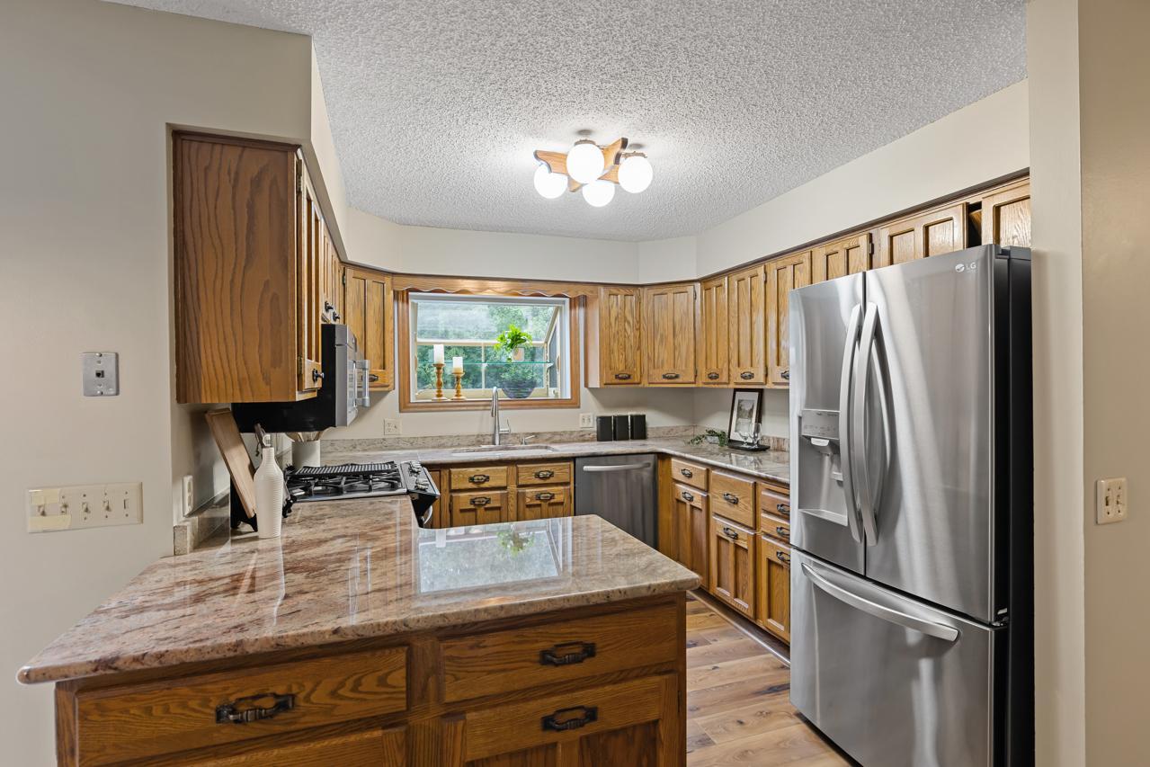 View of Residential at 3200 Hazelwood, Wayzata MN 55391, Wayzata (9 of 46) - Mike Wilen | Minnesota Team Real Estate