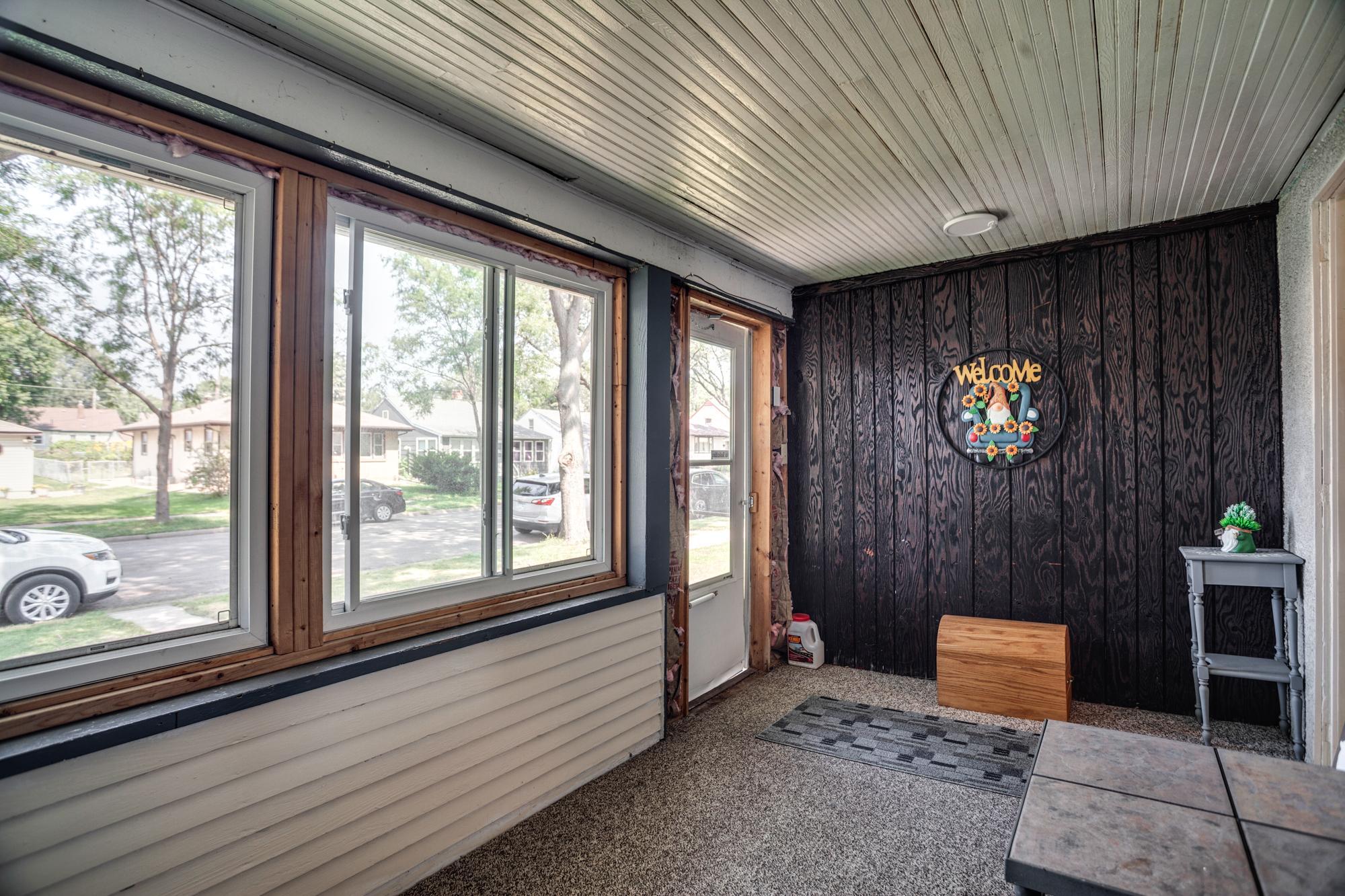 View of Residential at 1992 Clear Avenue, Saint Paul MN 55119, Saint Paul (16 of 24) - Mike Wilen | Minnesota Team Real Estate