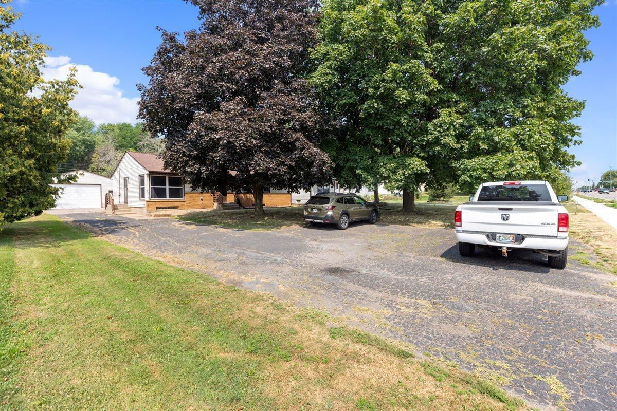 View of Residential at 1733 White Bear Avenue, Maplewood MN 55109, Maplewood (34 of 42) - Mike Wilen | Minnesota Team Real Estate