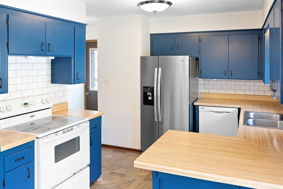 View of Residential at 1733 White Bear Avenue, Maplewood MN 55109, Maplewood (12 of 42) - Mike Wilen | Minnesota Team Real Estate