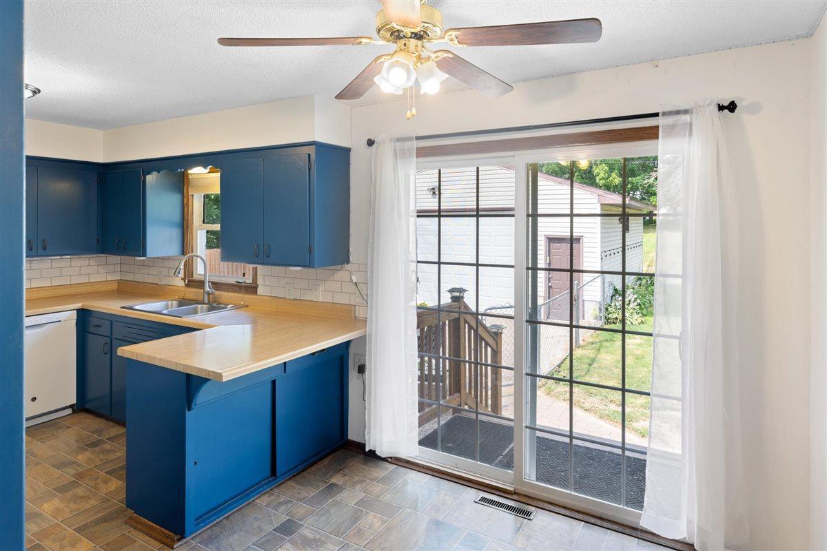 View of Residential at 1733 White Bear Avenue, Maplewood MN 55109, Maplewood (10 of 42) - Mike Wilen | Minnesota Team Real Estate
