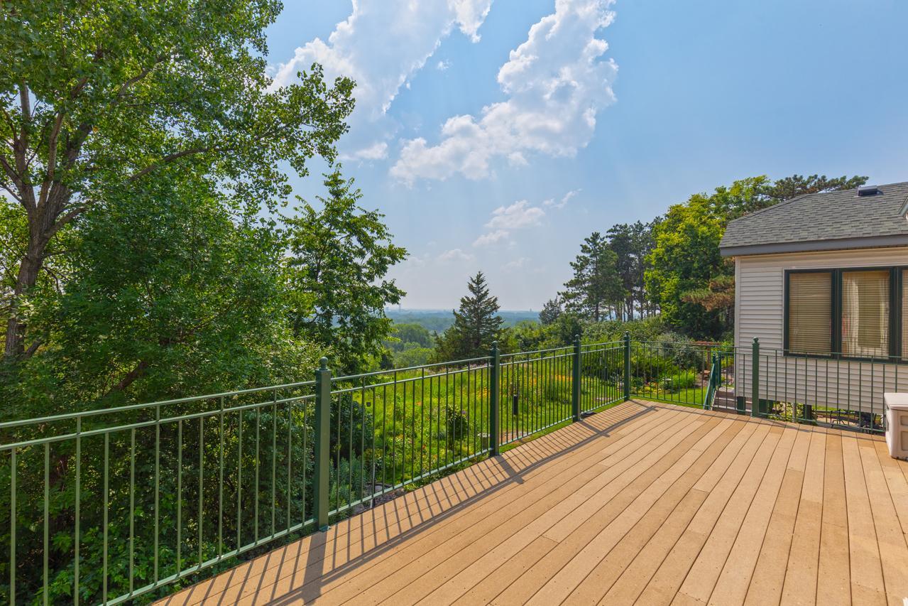 View of Residential at 10471 Spyglass Drive, Eden Prairie MN 55347, Eden Prairie (2 of 41) - Mike Wilen | Minnesota Team Real Estate